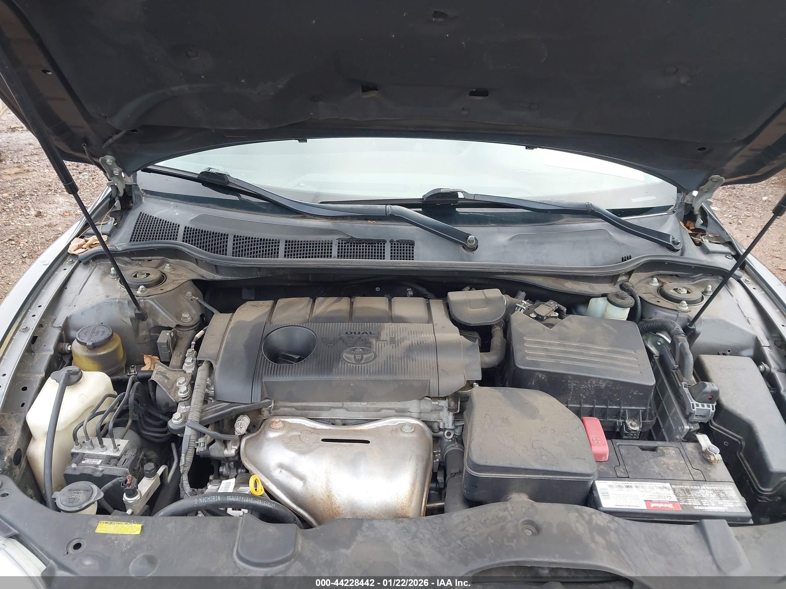TOYOTA CAMRY image 10