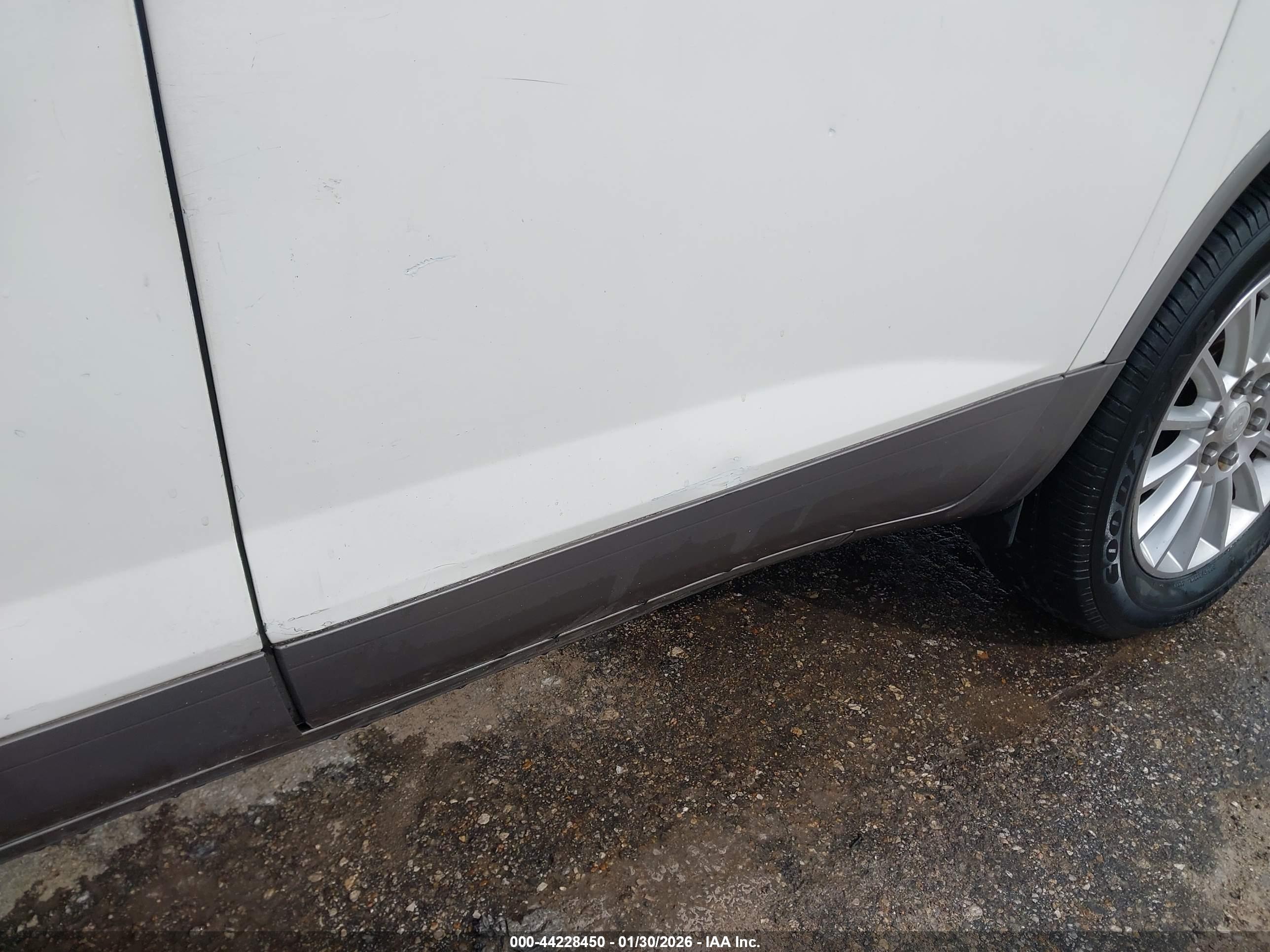BUICK ENCLAVE image 6