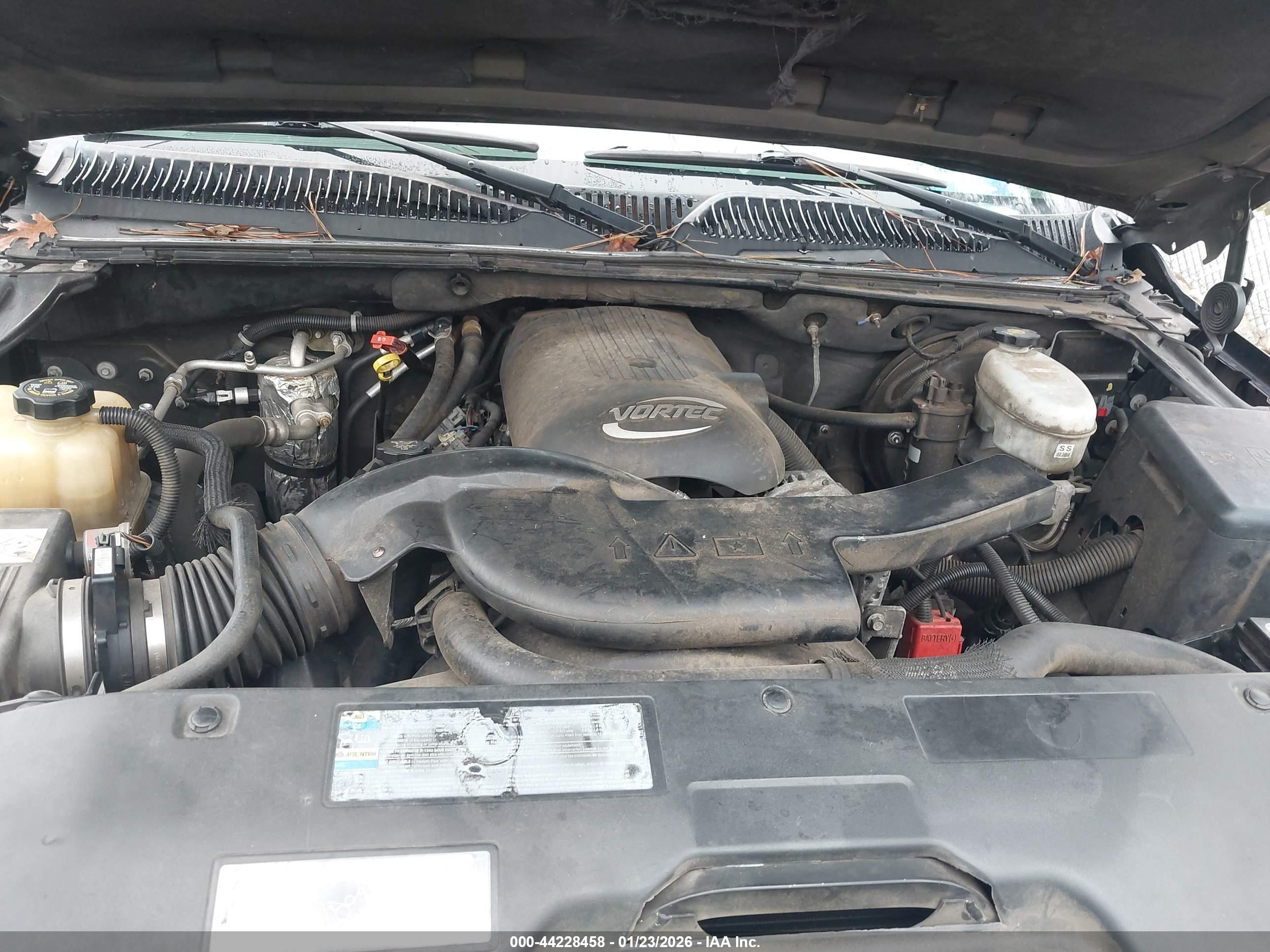GMC YUKON image 10