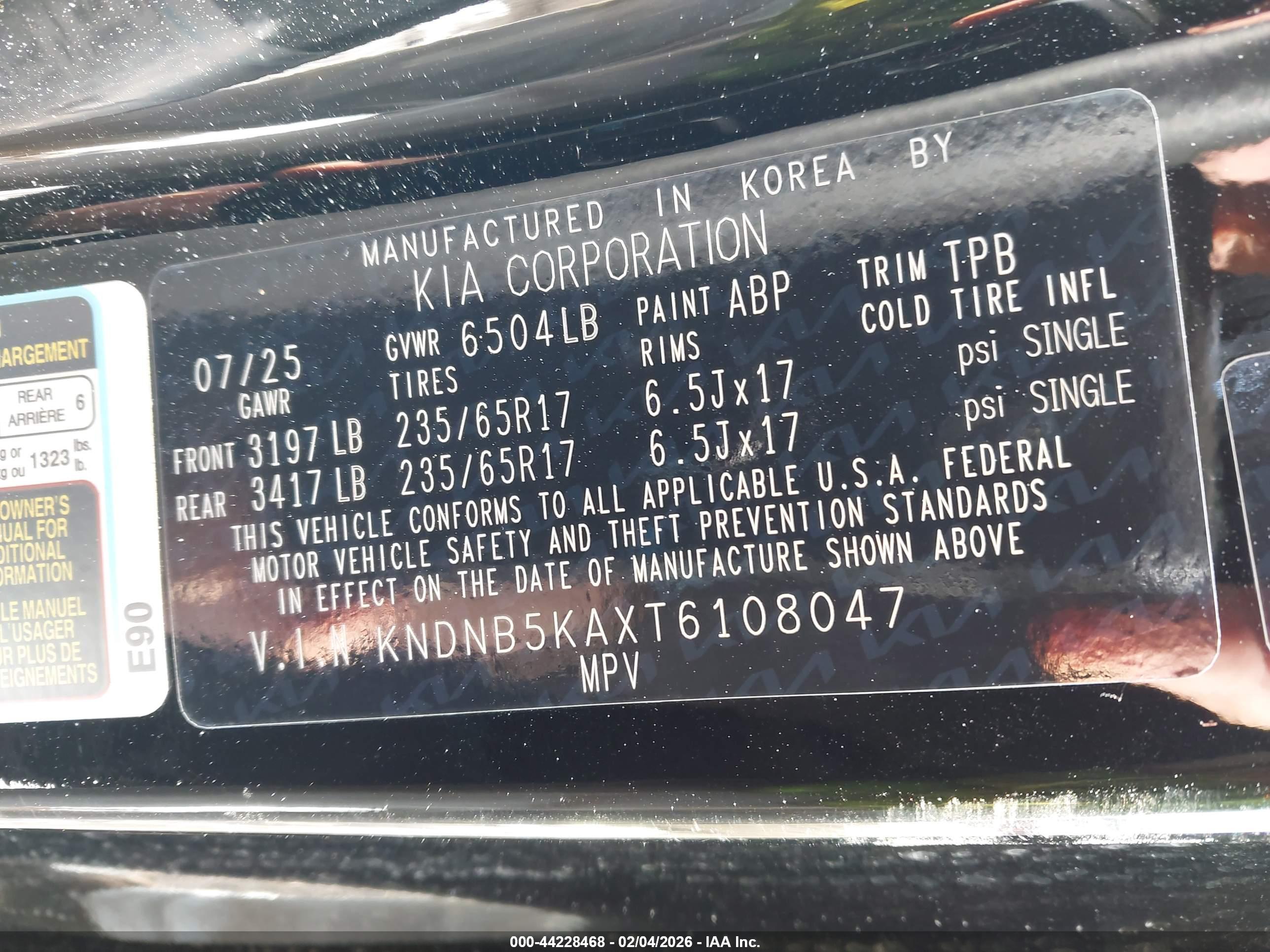 KIA CARNIVAL image 9