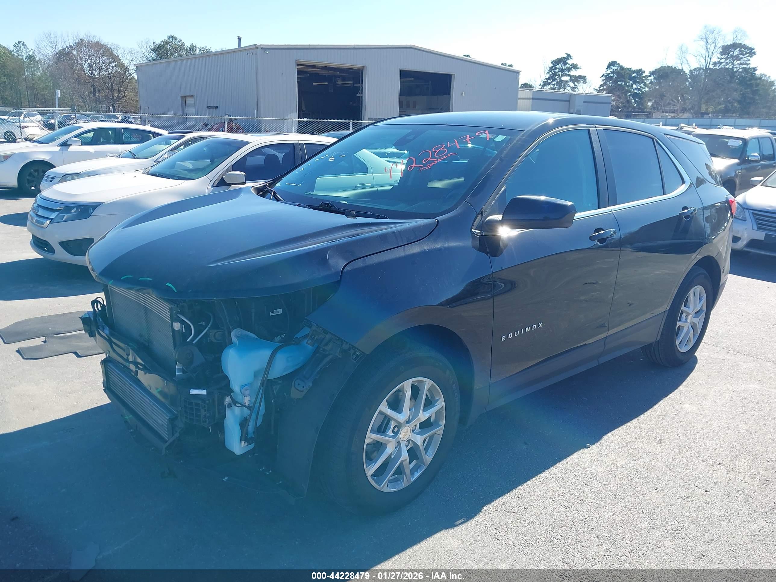 CHEVROLET EQUINOX image 2