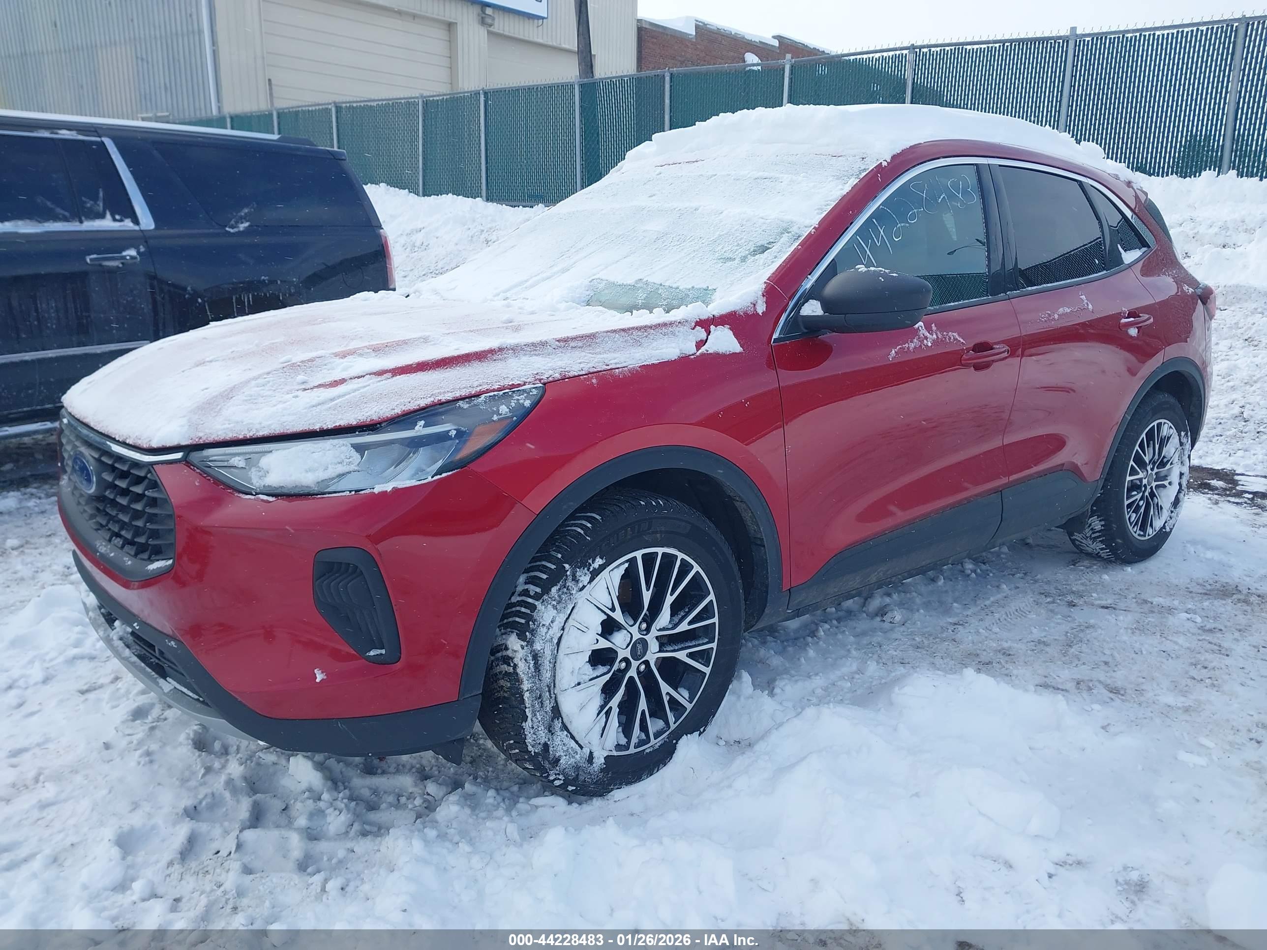 FORD ESCAPE image 2