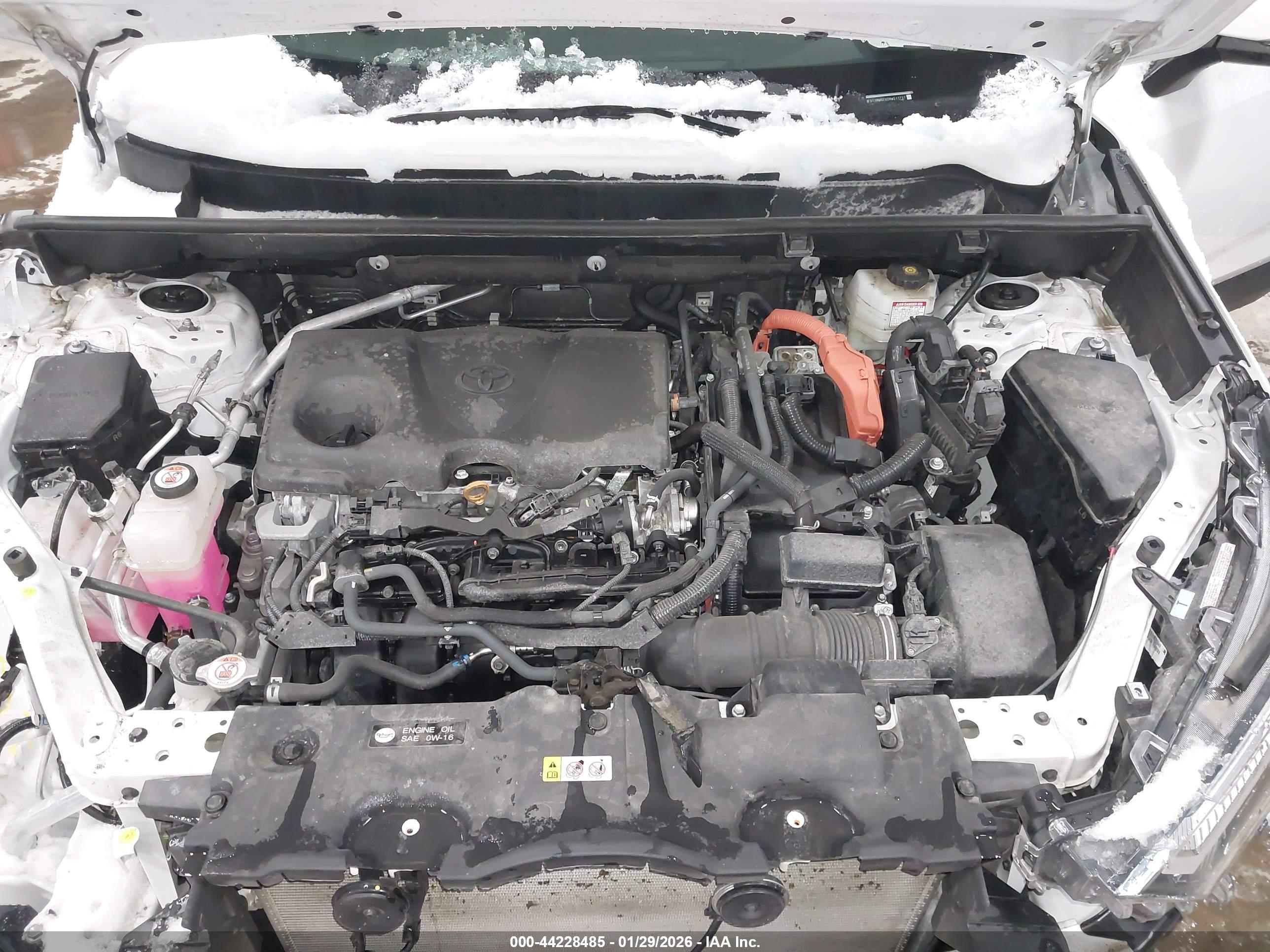 TOYOTA RAV4 image 10
