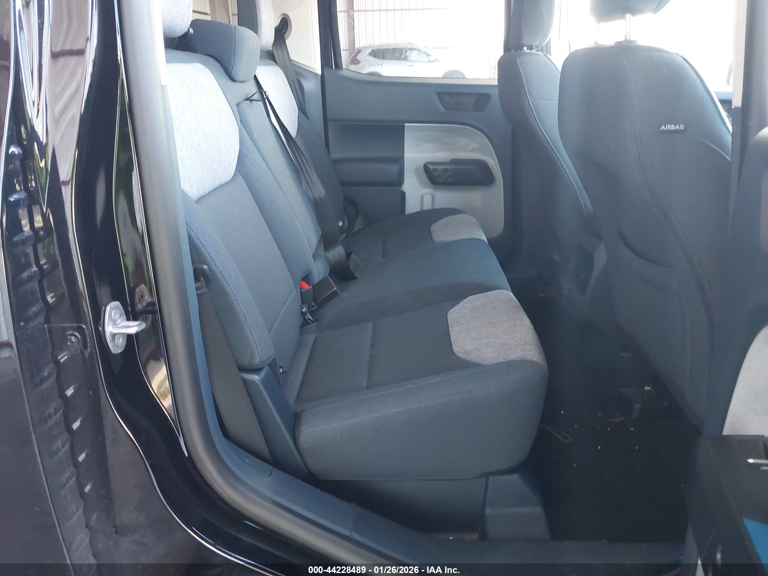 FORD MAVERICK image 8