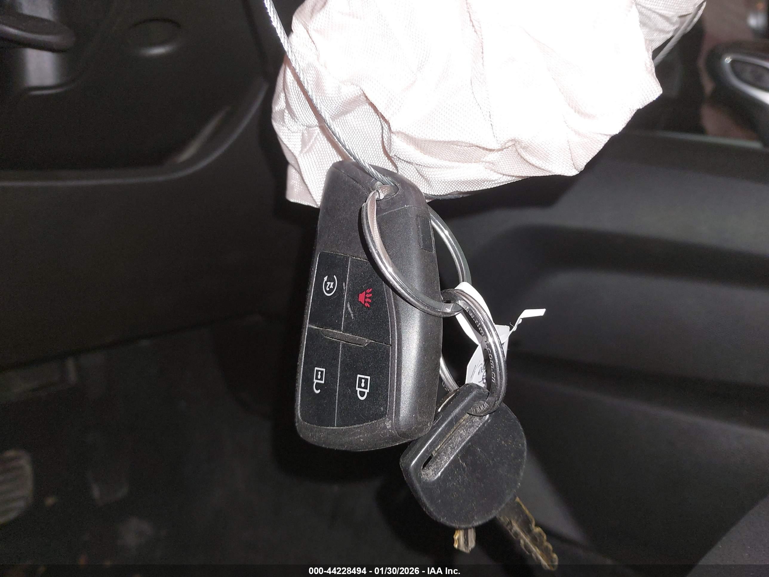 CHEVROLET COLORADO image 11