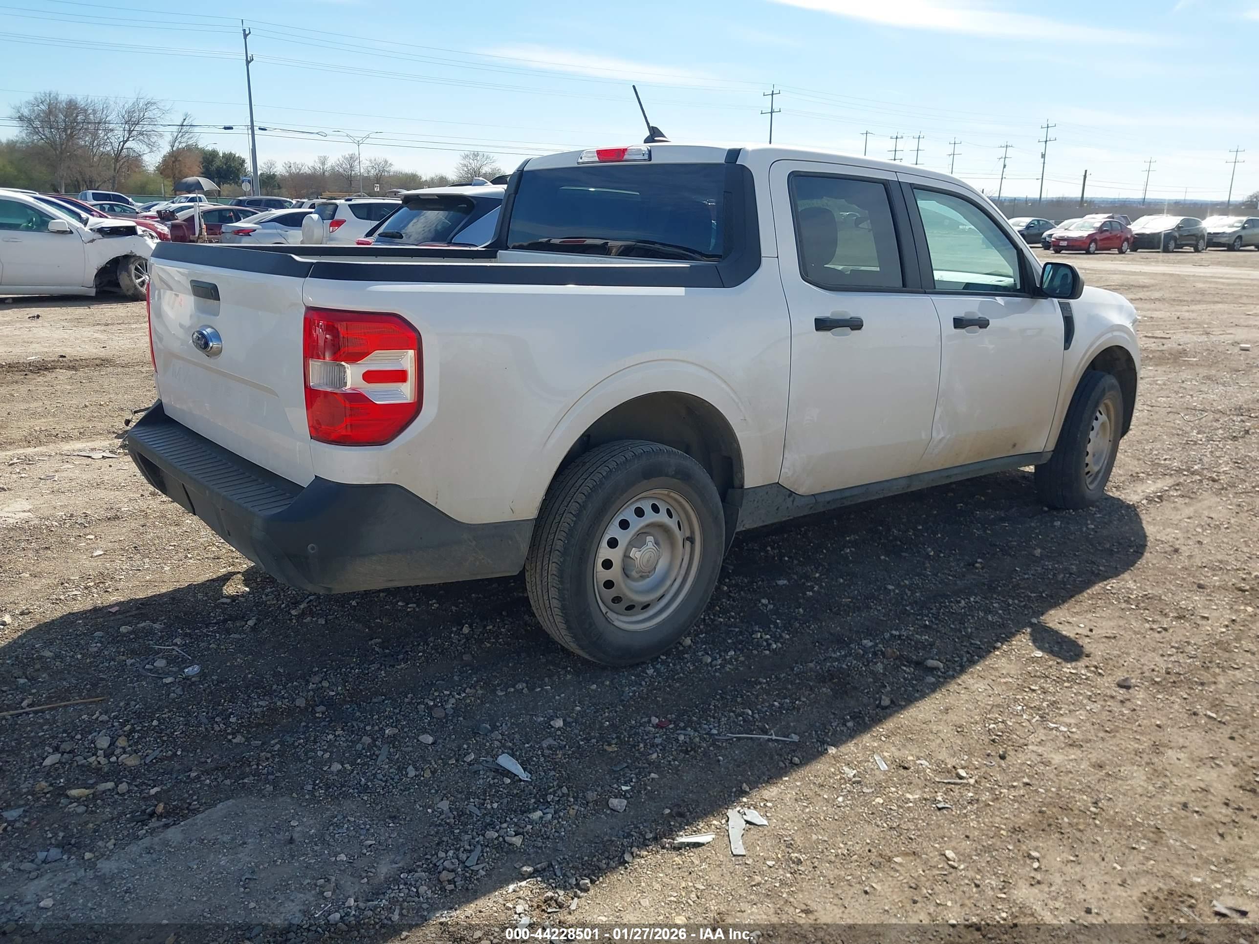 FORD MAVERICK image 4