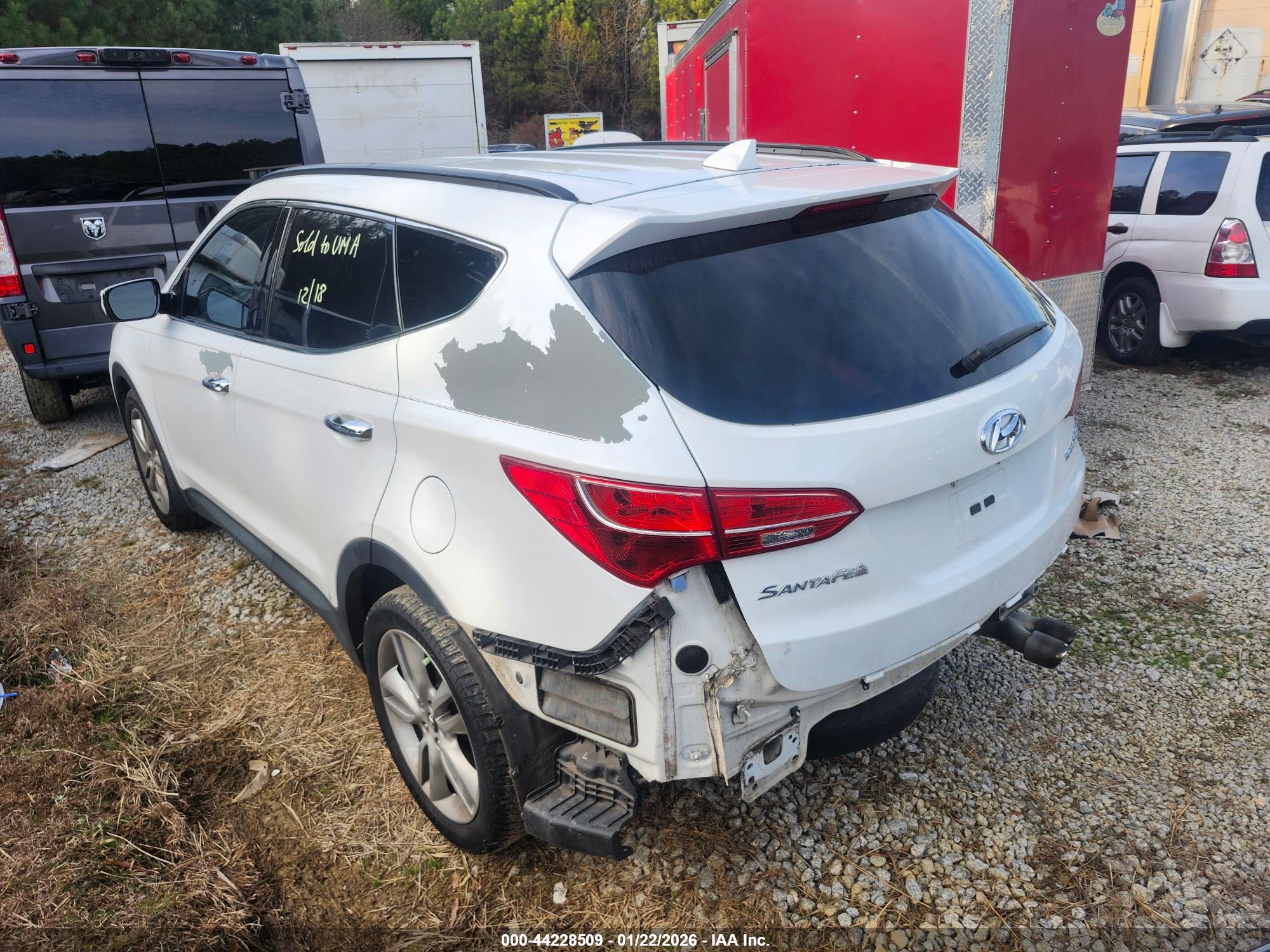 HYUNDAI SANTA image 3