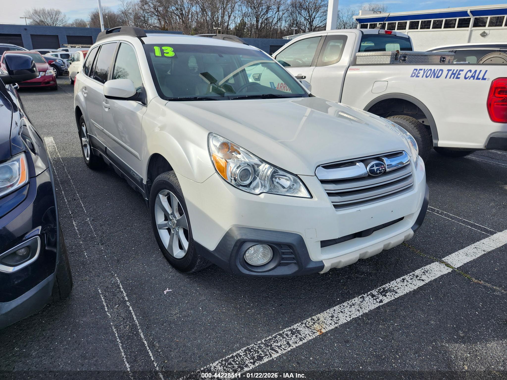 SUBARU OUTBACK image 11