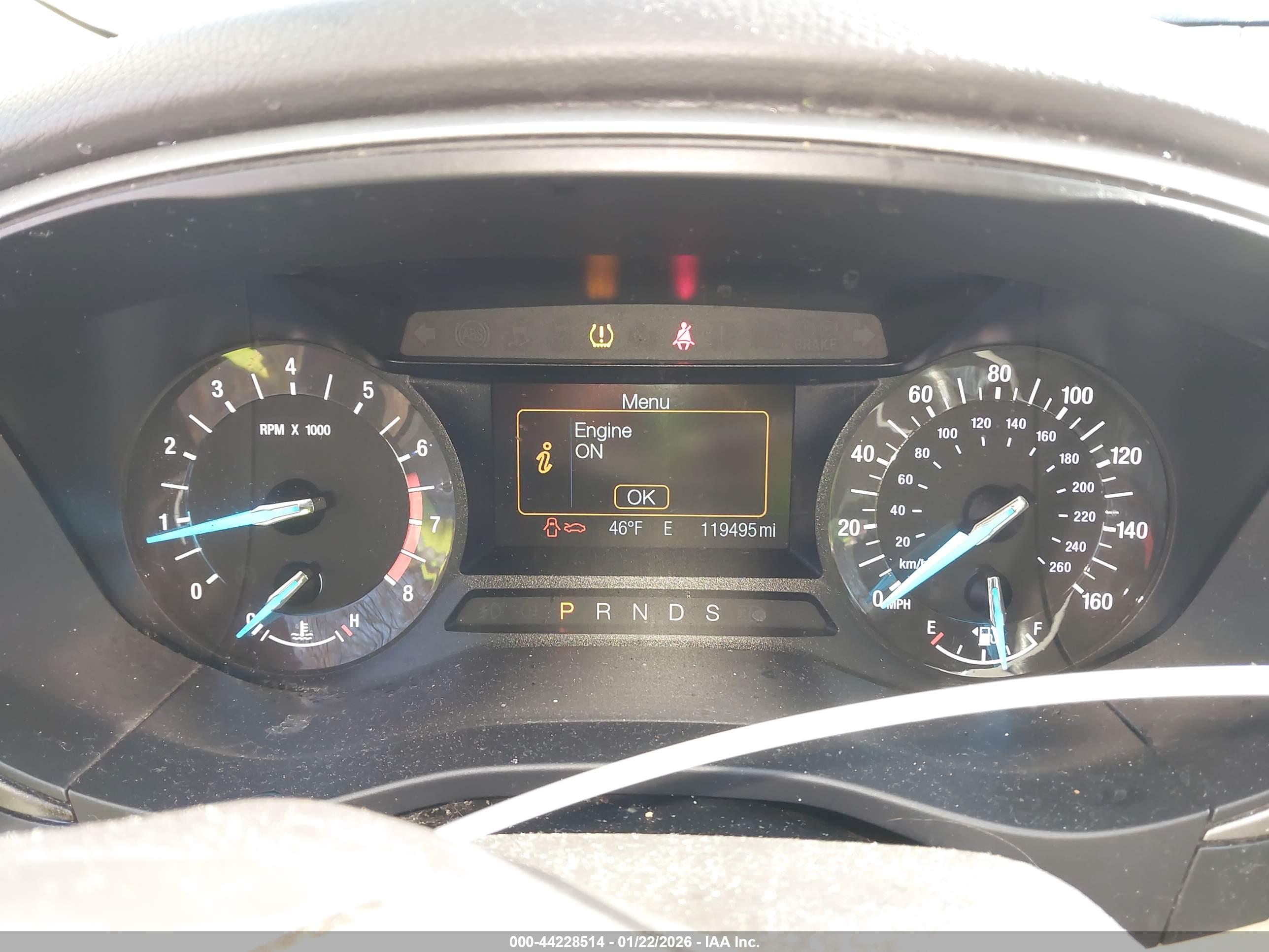 FORD FUSION image 7