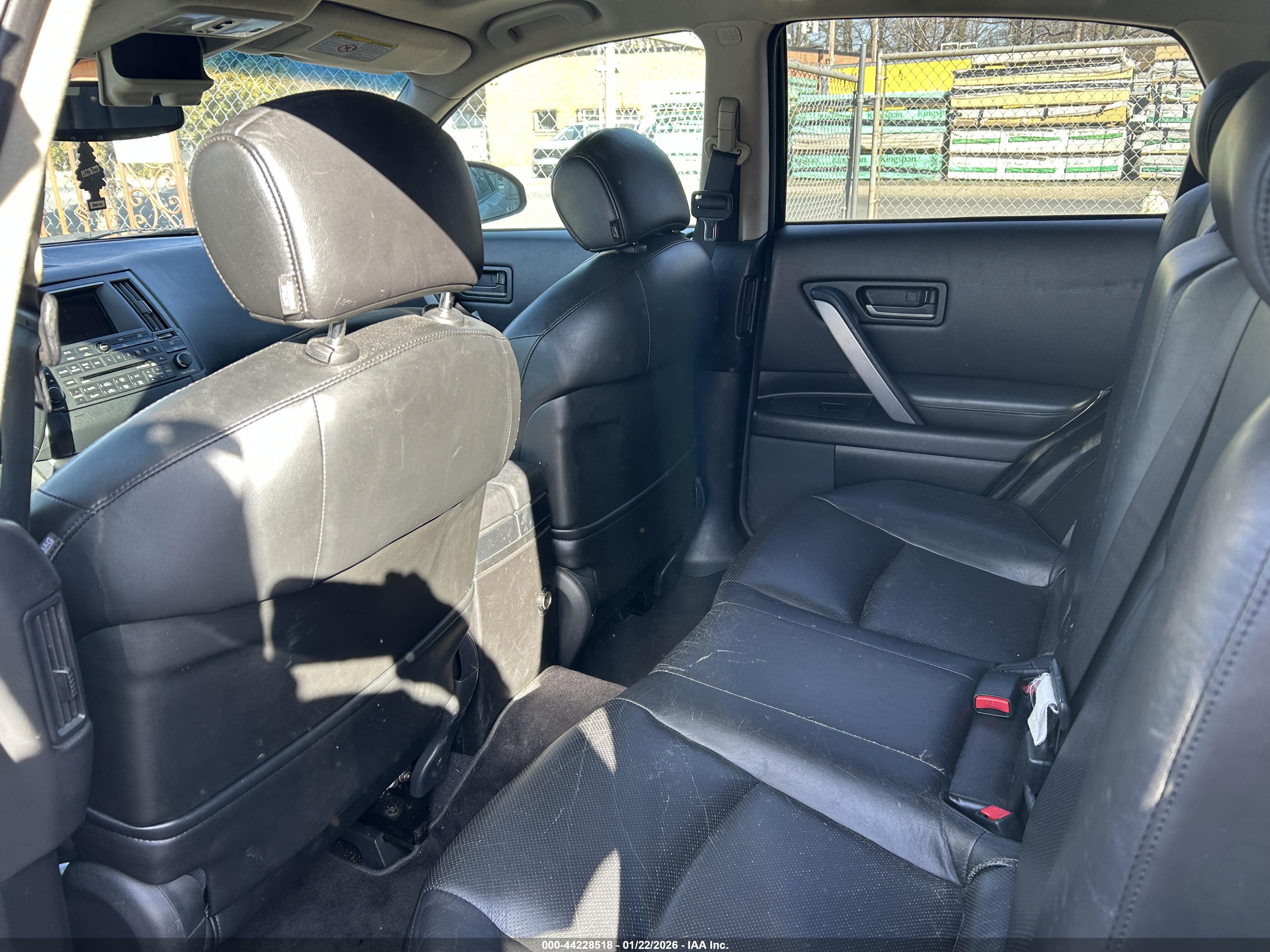 INFINITI FX35 image 8