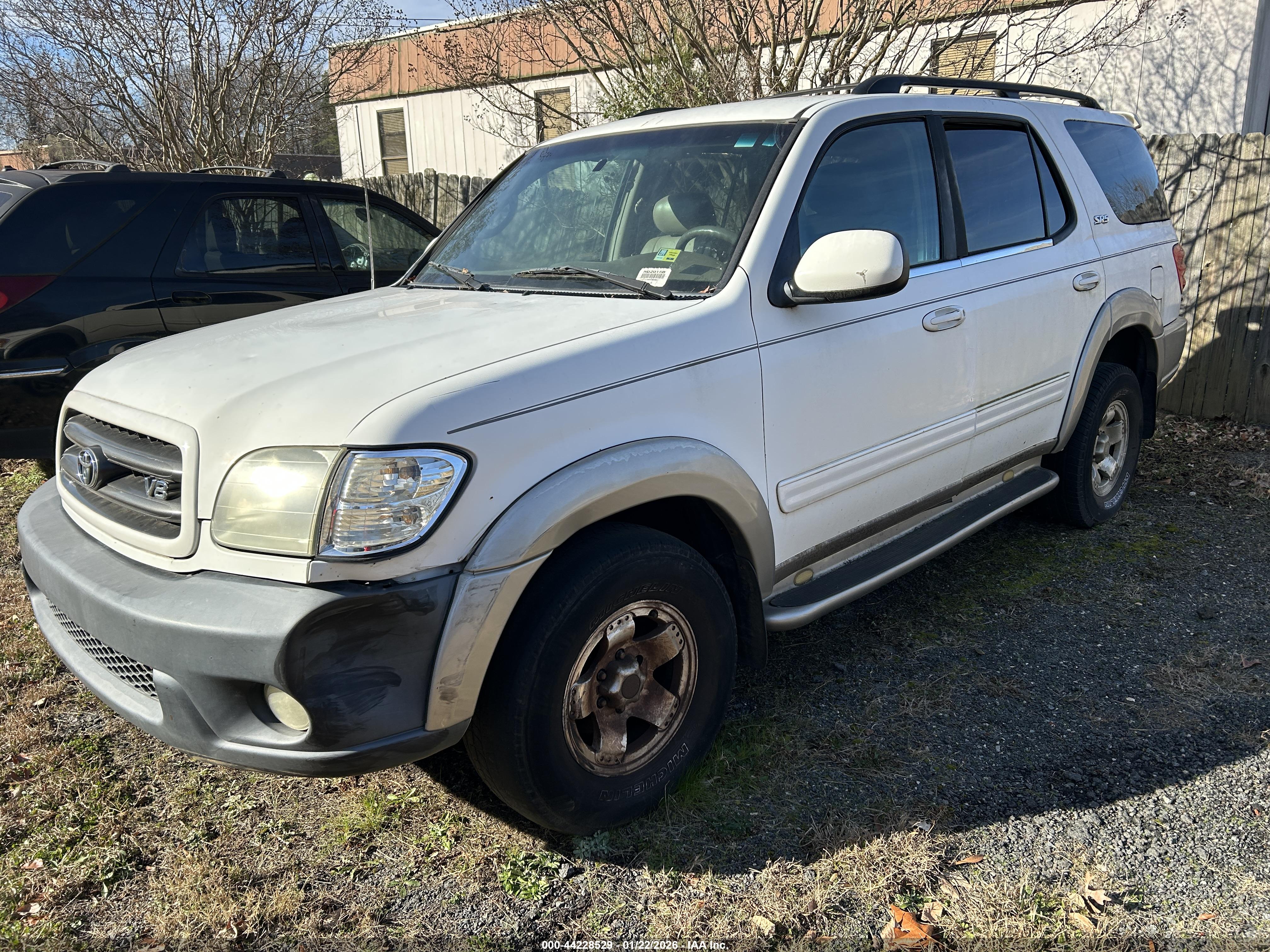 TOYOTA SEQUOIA image 2