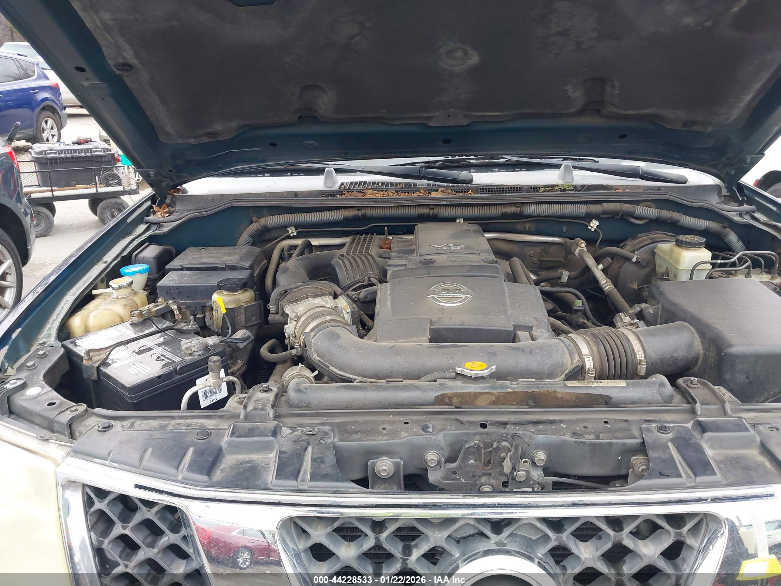 NISSAN FRONTIER image 10