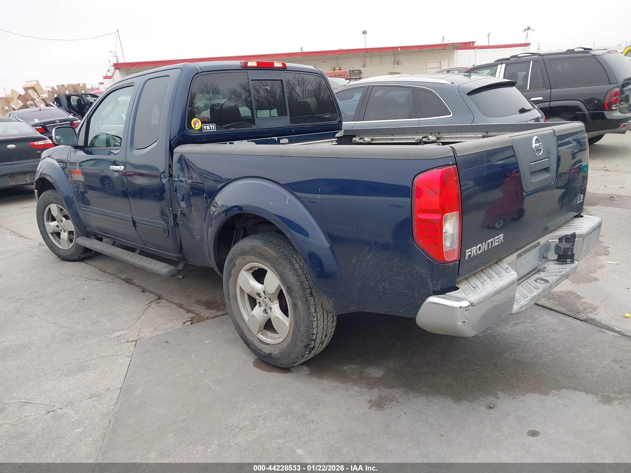 NISSAN FRONTIER image 3