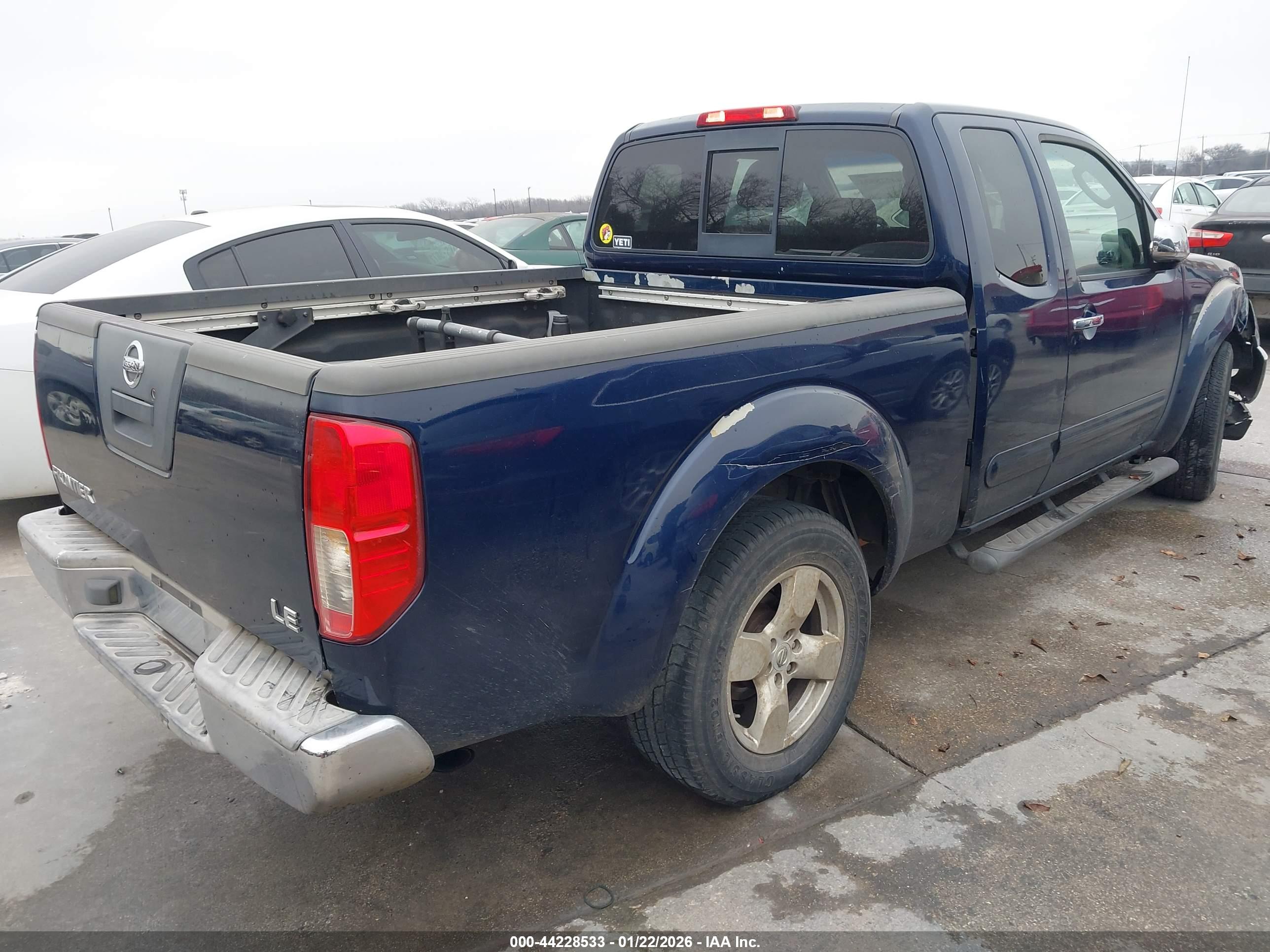 NISSAN FRONTIER image 4