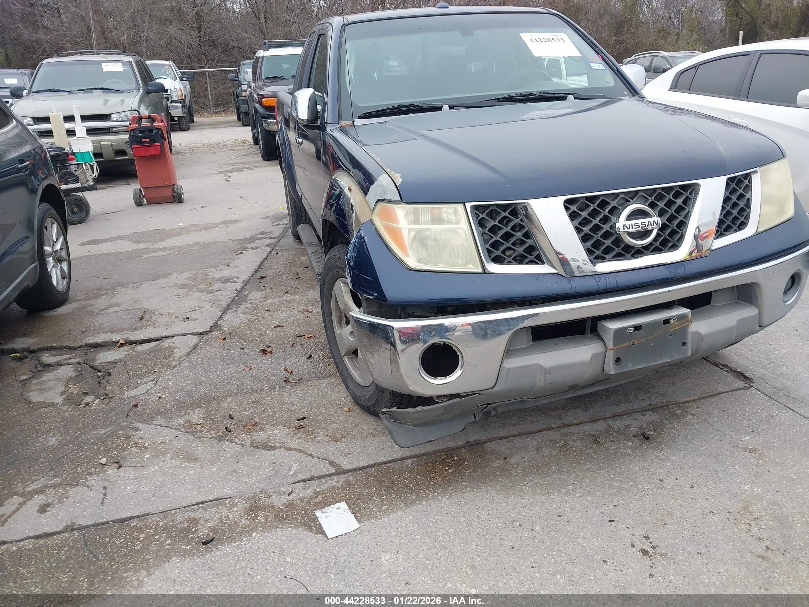 NISSAN FRONTIER image 6