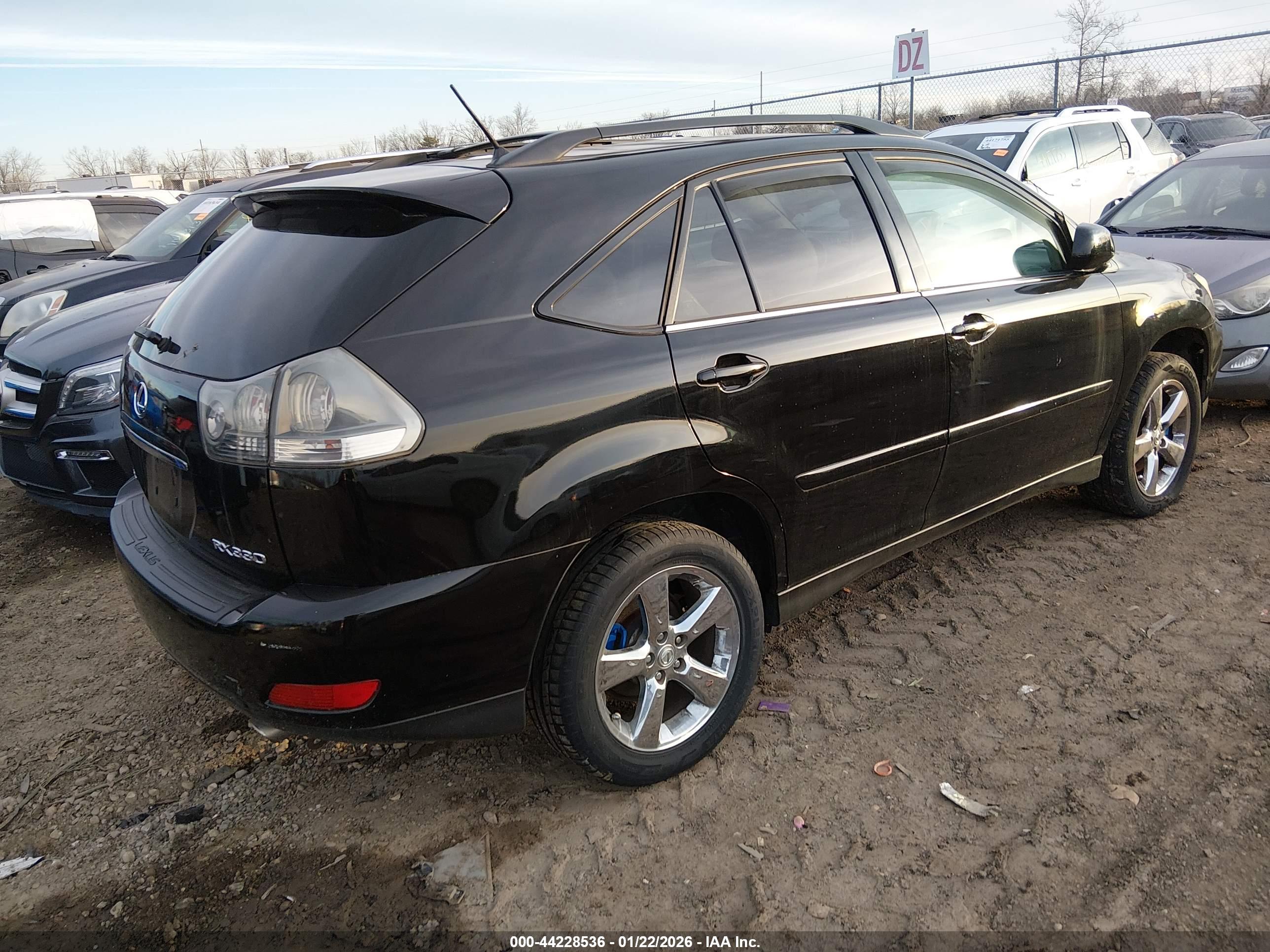 LEXUS RX image 4