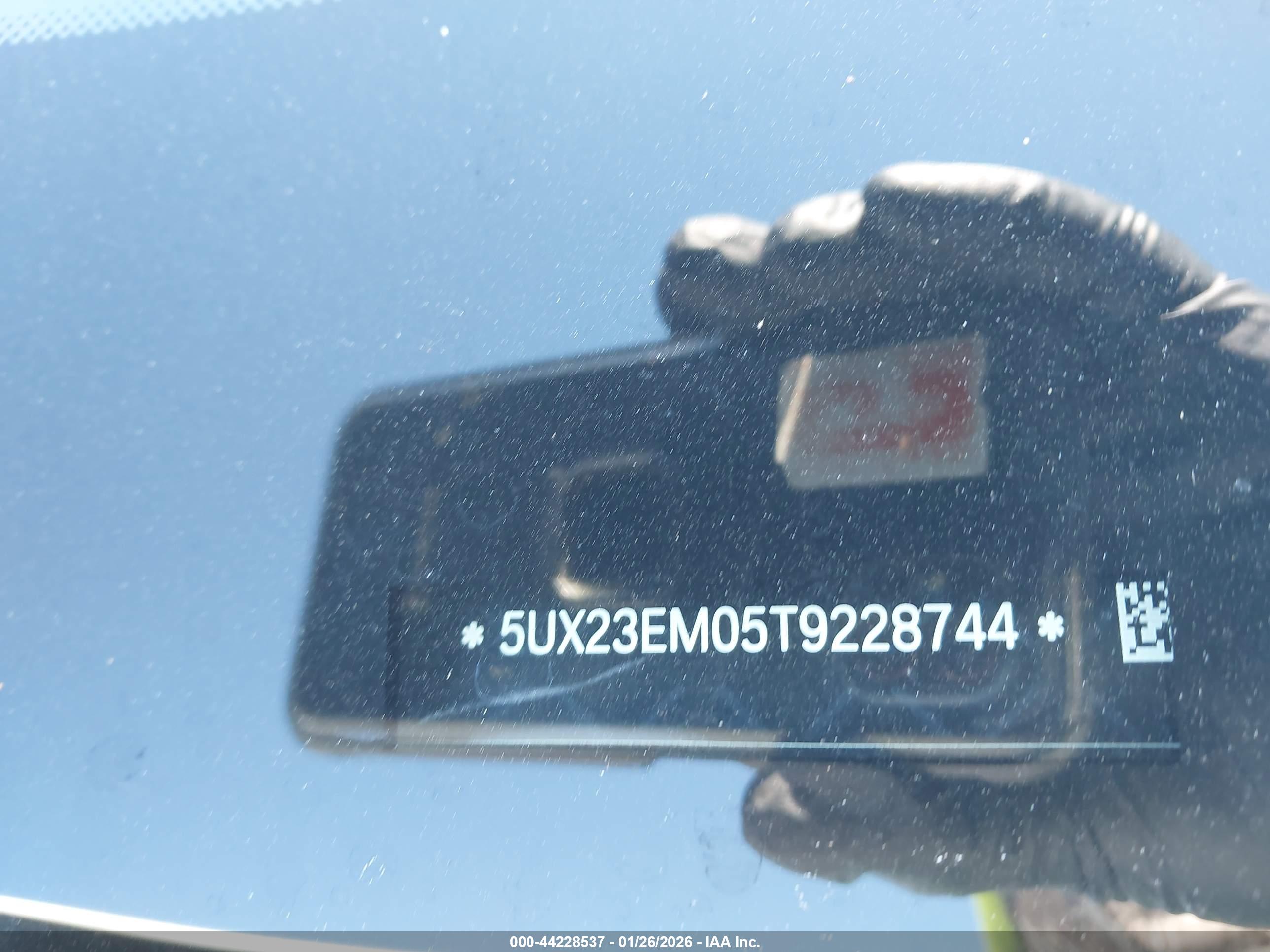 BMW X7 image 9