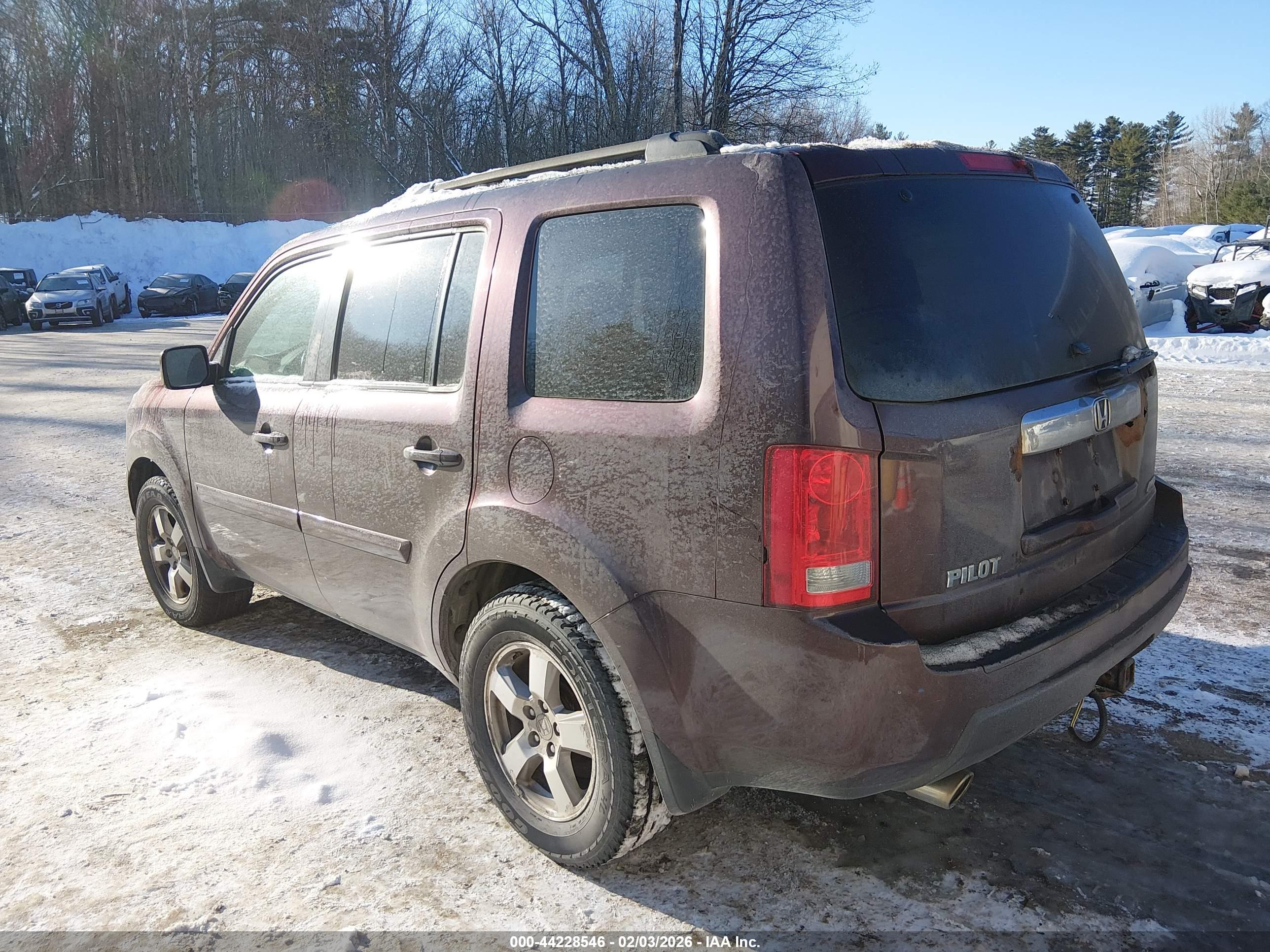 HONDA PILOT image 3