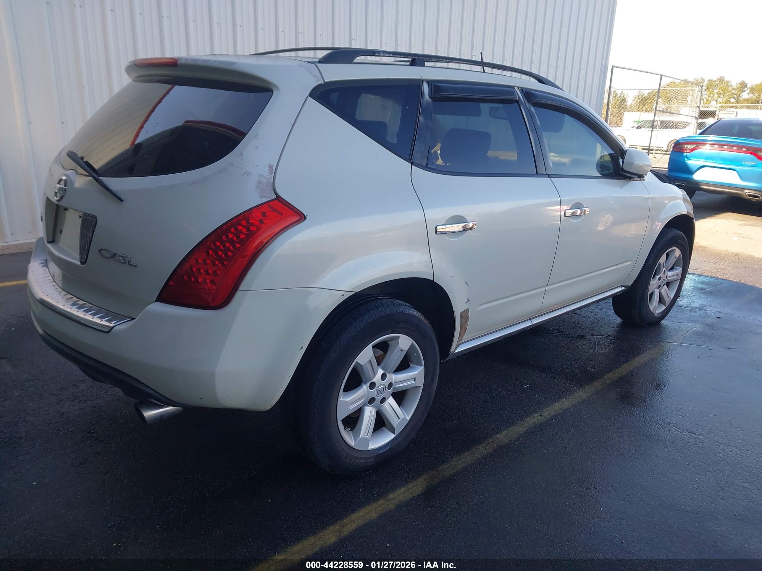 NISSAN MURANO image 4