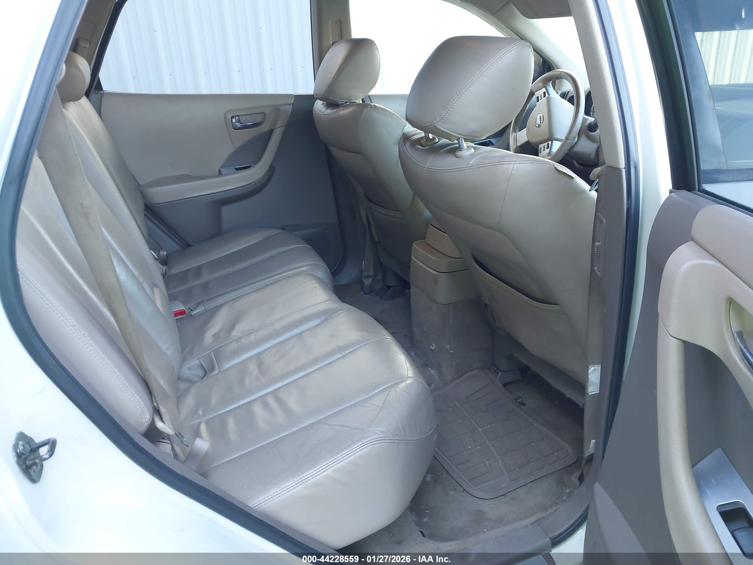 NISSAN MURANO image 8