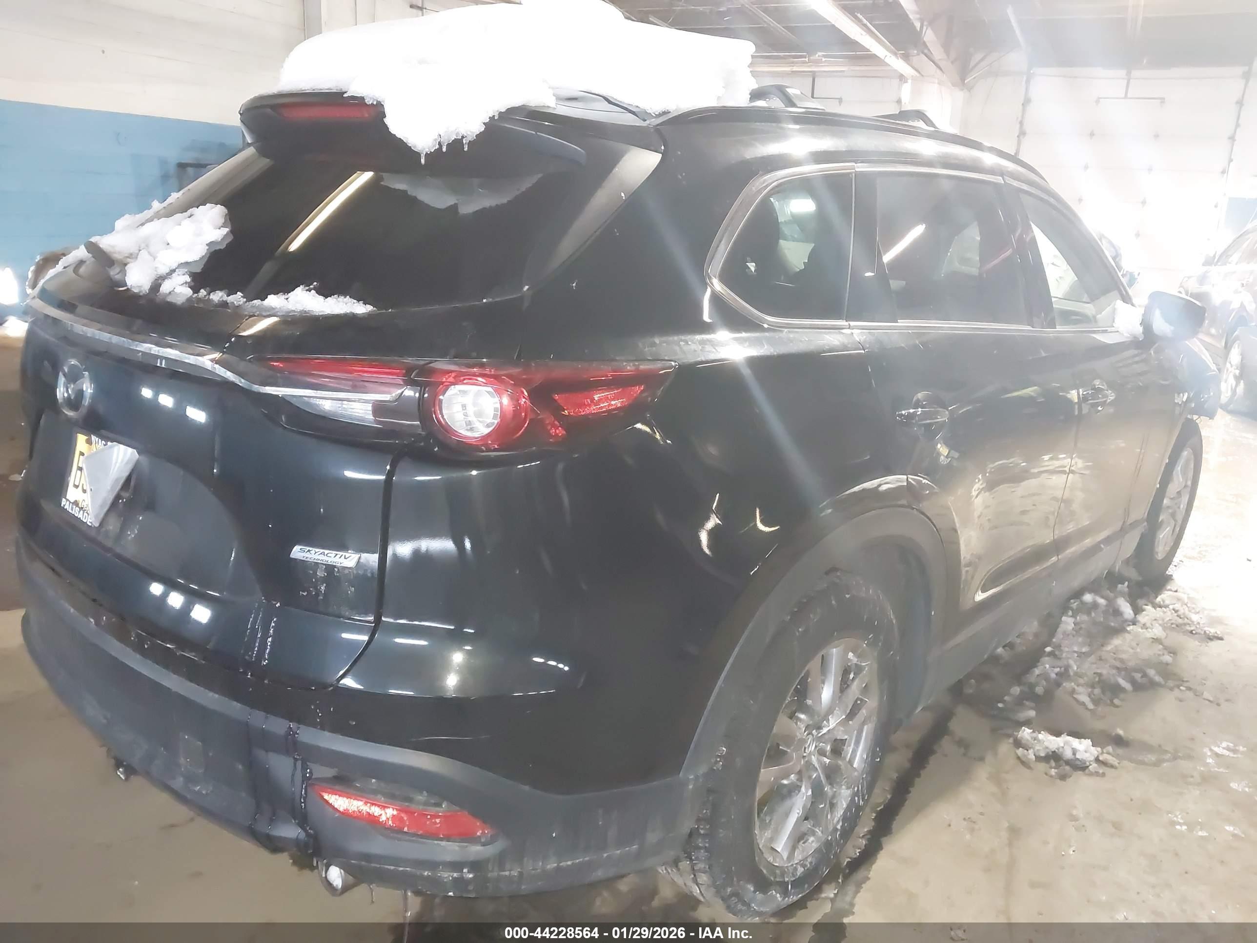 MAZDA CX-9 image 4