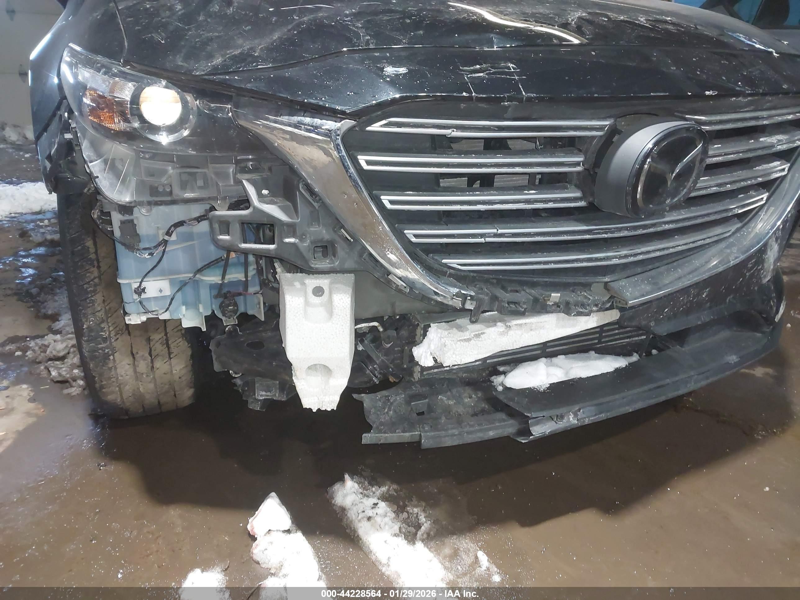 MAZDA CX-9 image 6