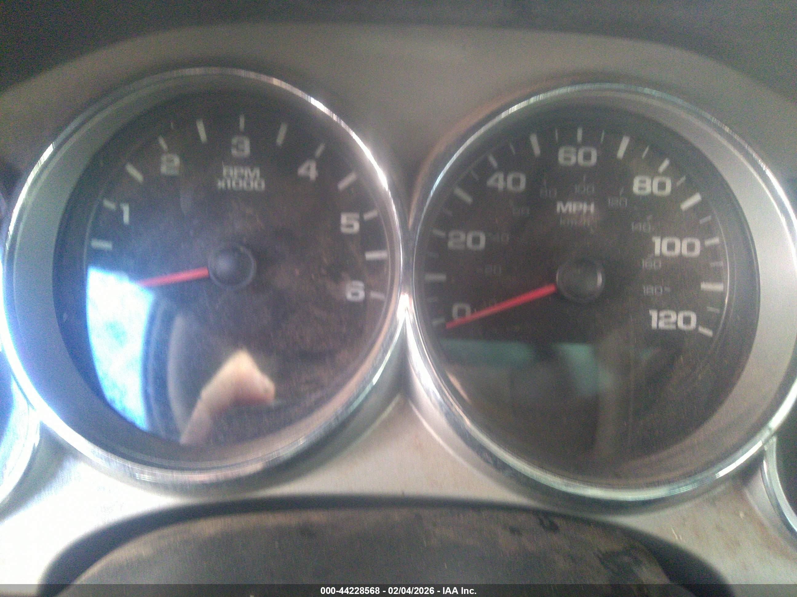 GMC SIERRA image 6