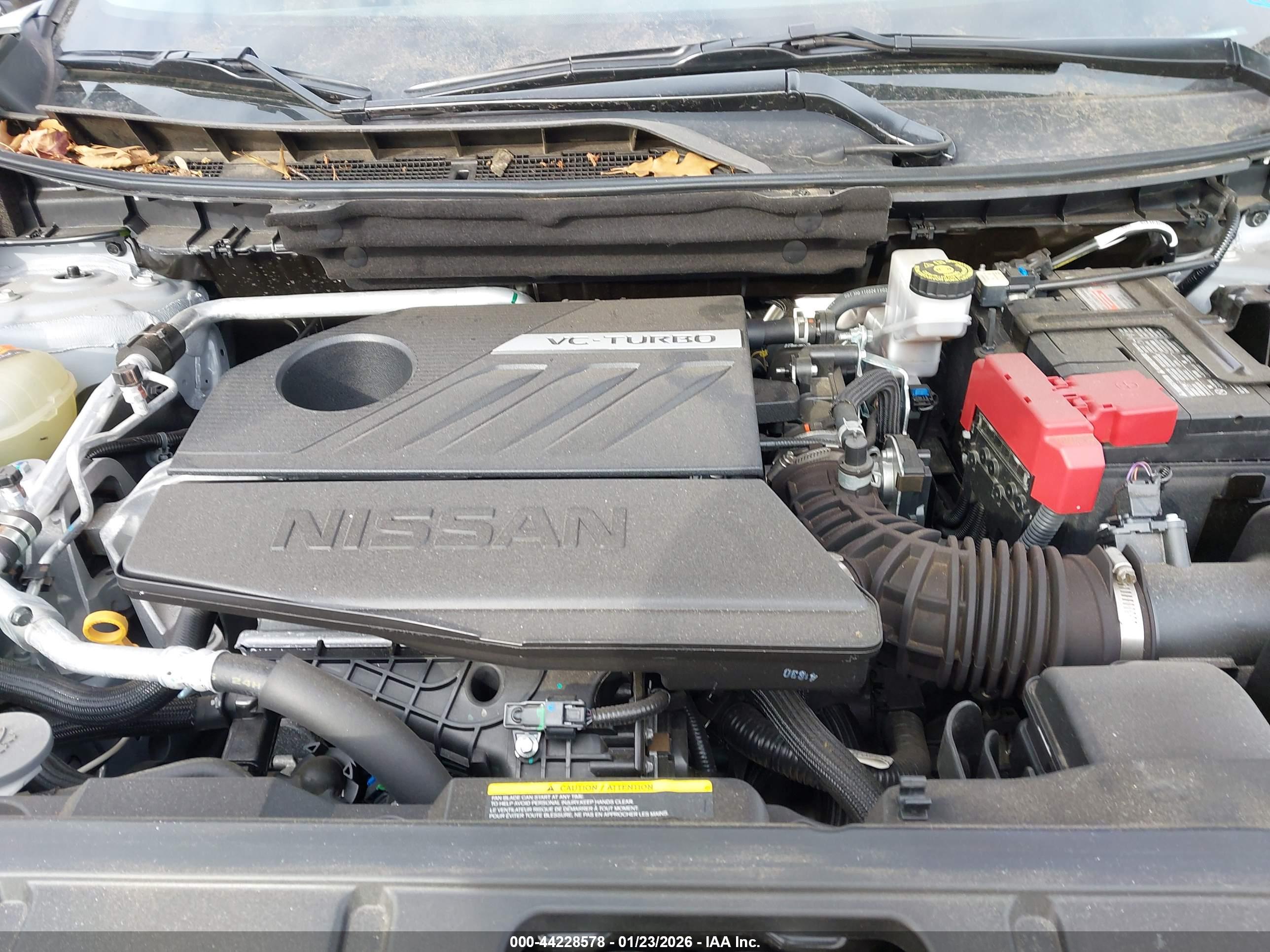 NISSAN ROGUE image 10