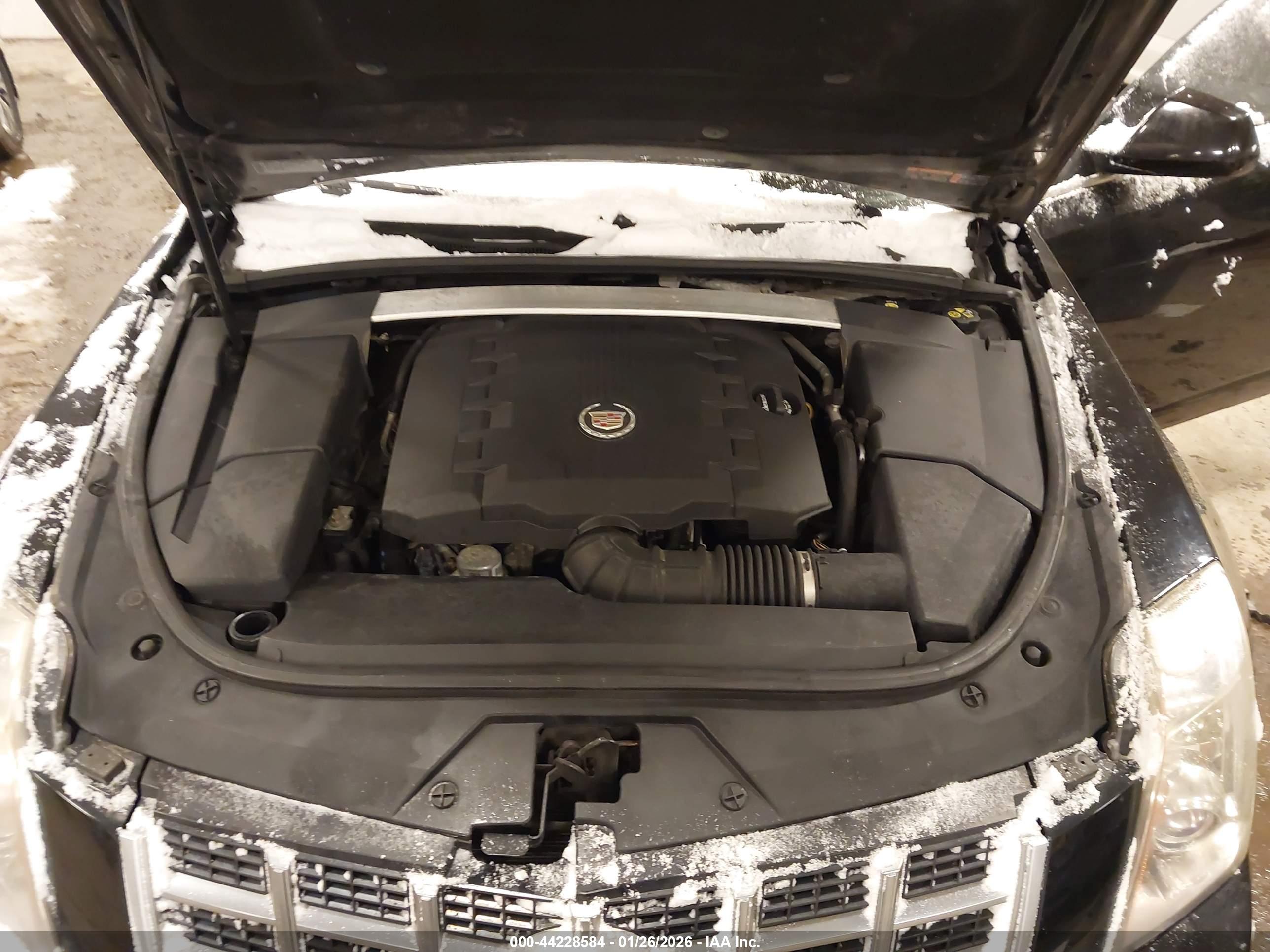 CADILLAC CTS image 10