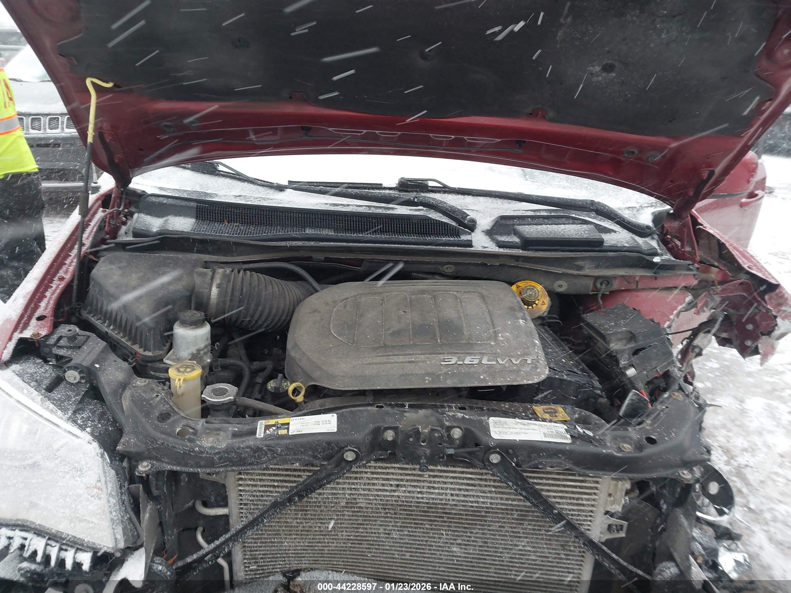 CHRYSLER TOWN image 10