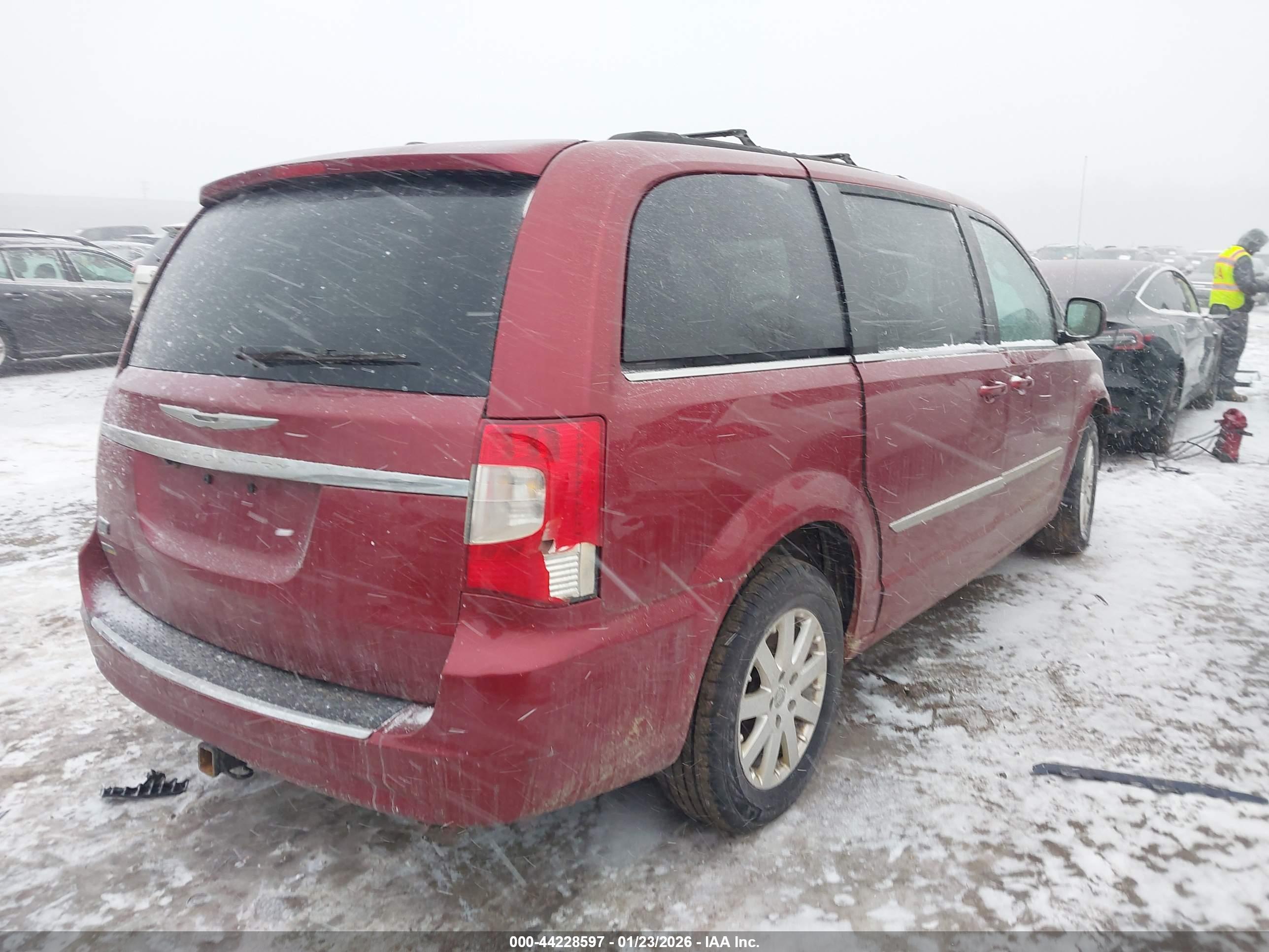 CHRYSLER TOWN image 4