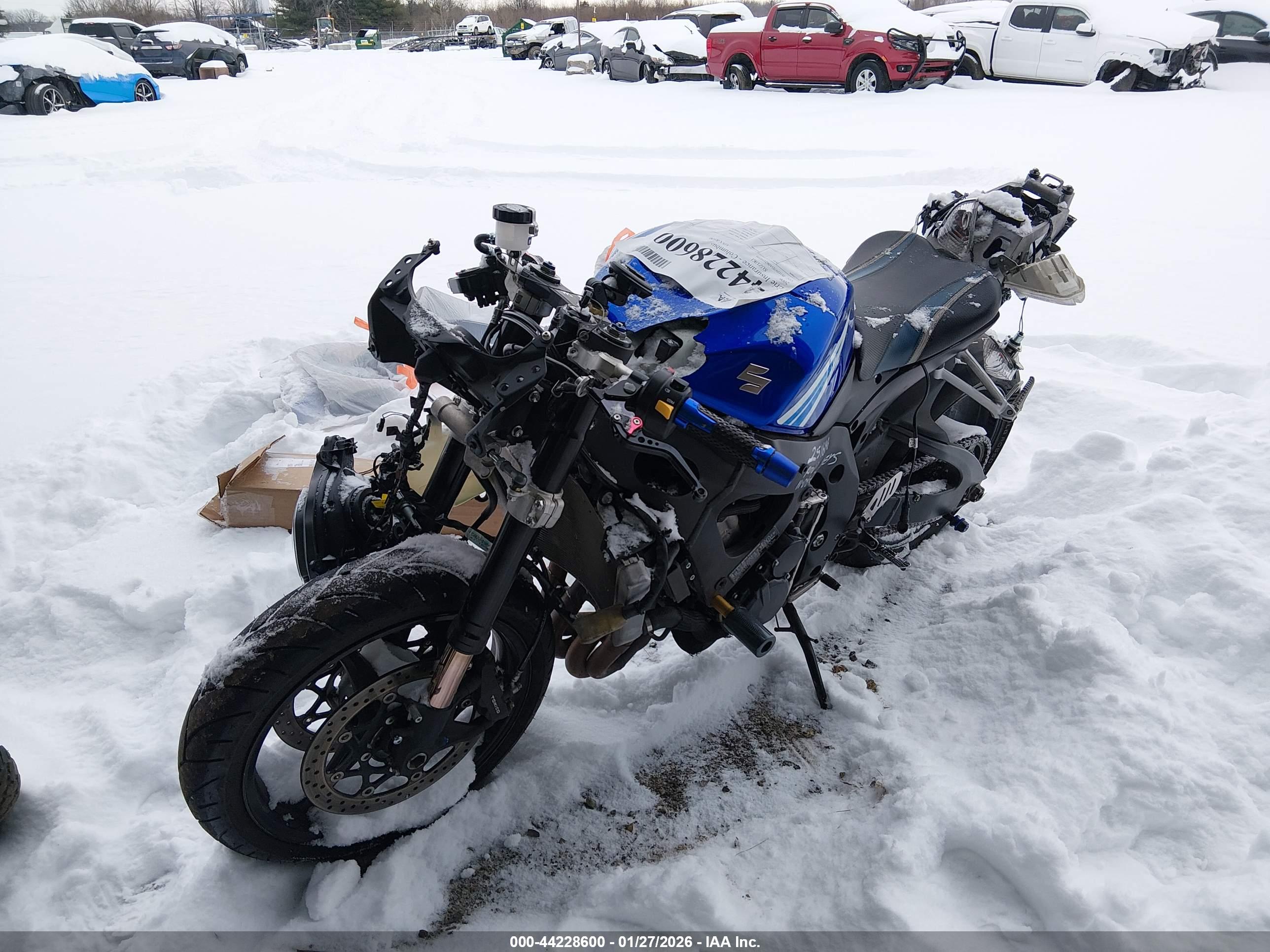 SUZUKI GSX-R600 image 2