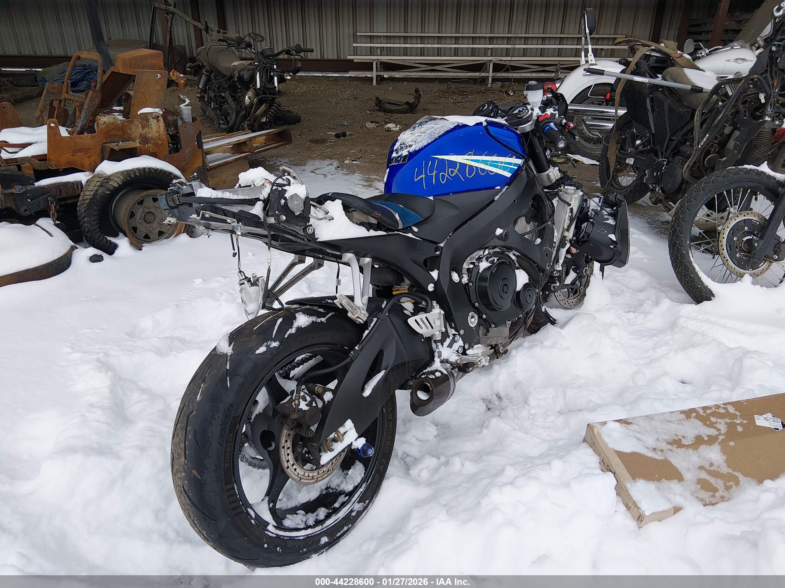 SUZUKI GSX-R600 image 4