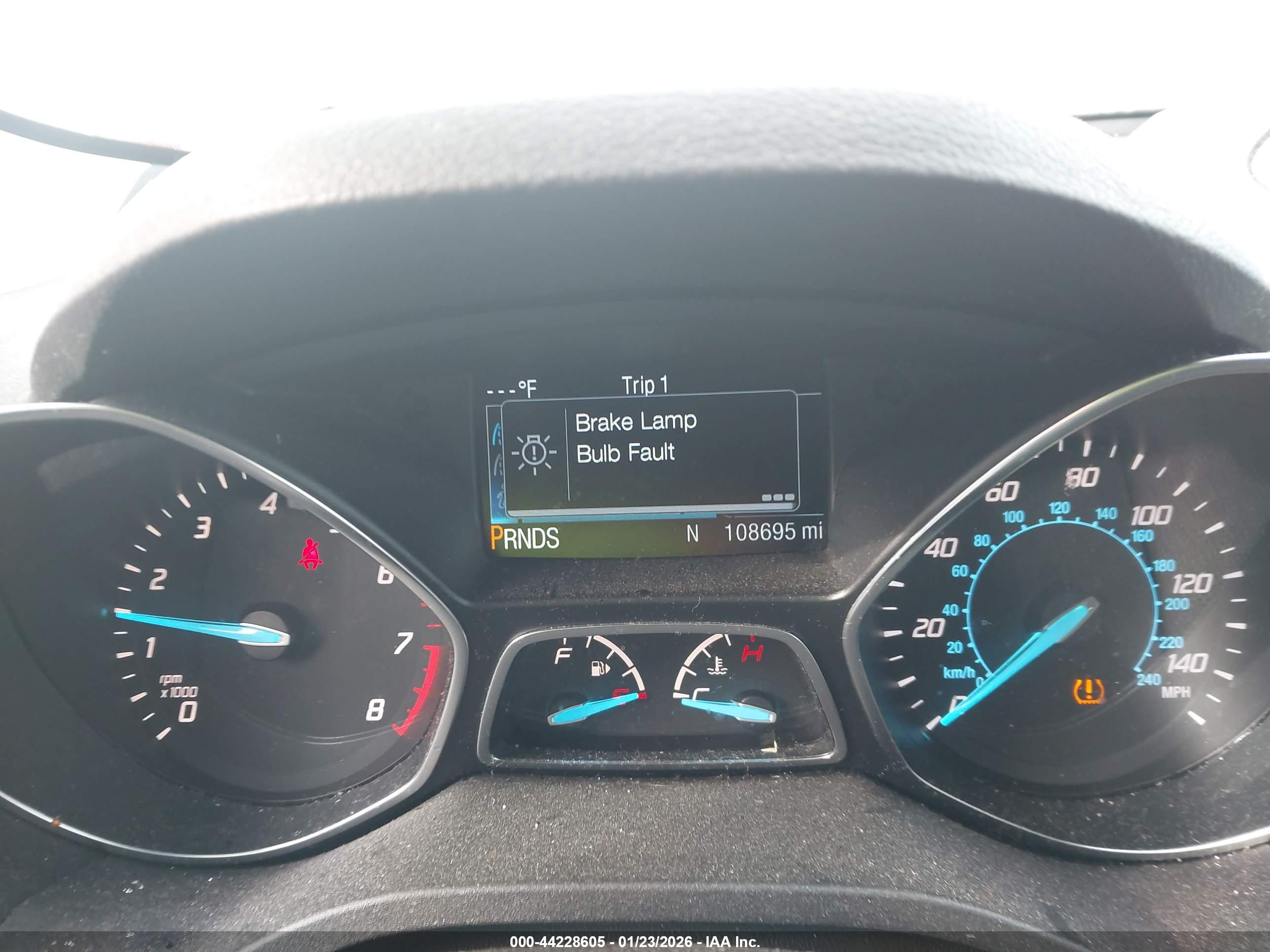 FORD ESCAPE image 7