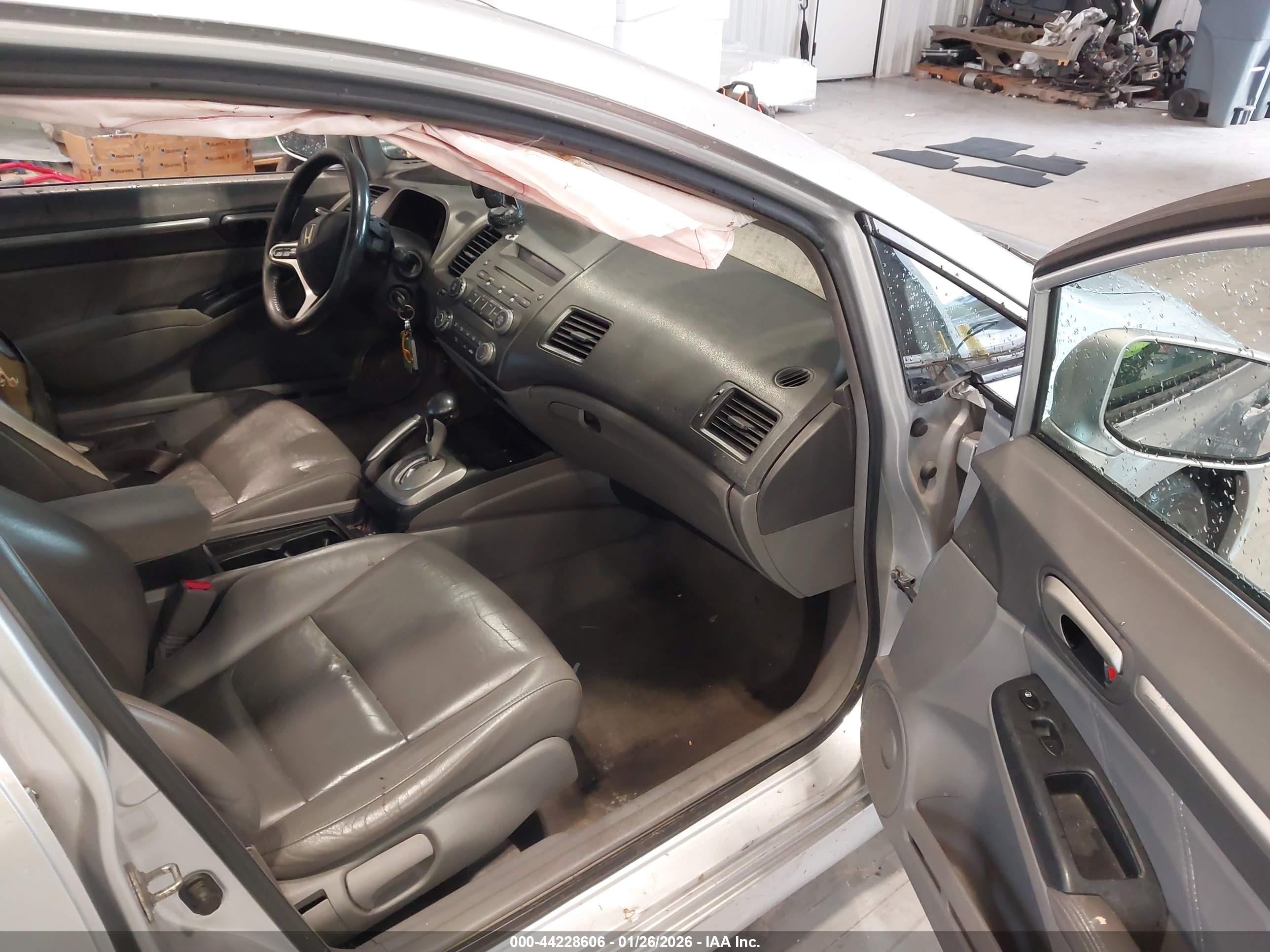 HONDA CIVIC image 5