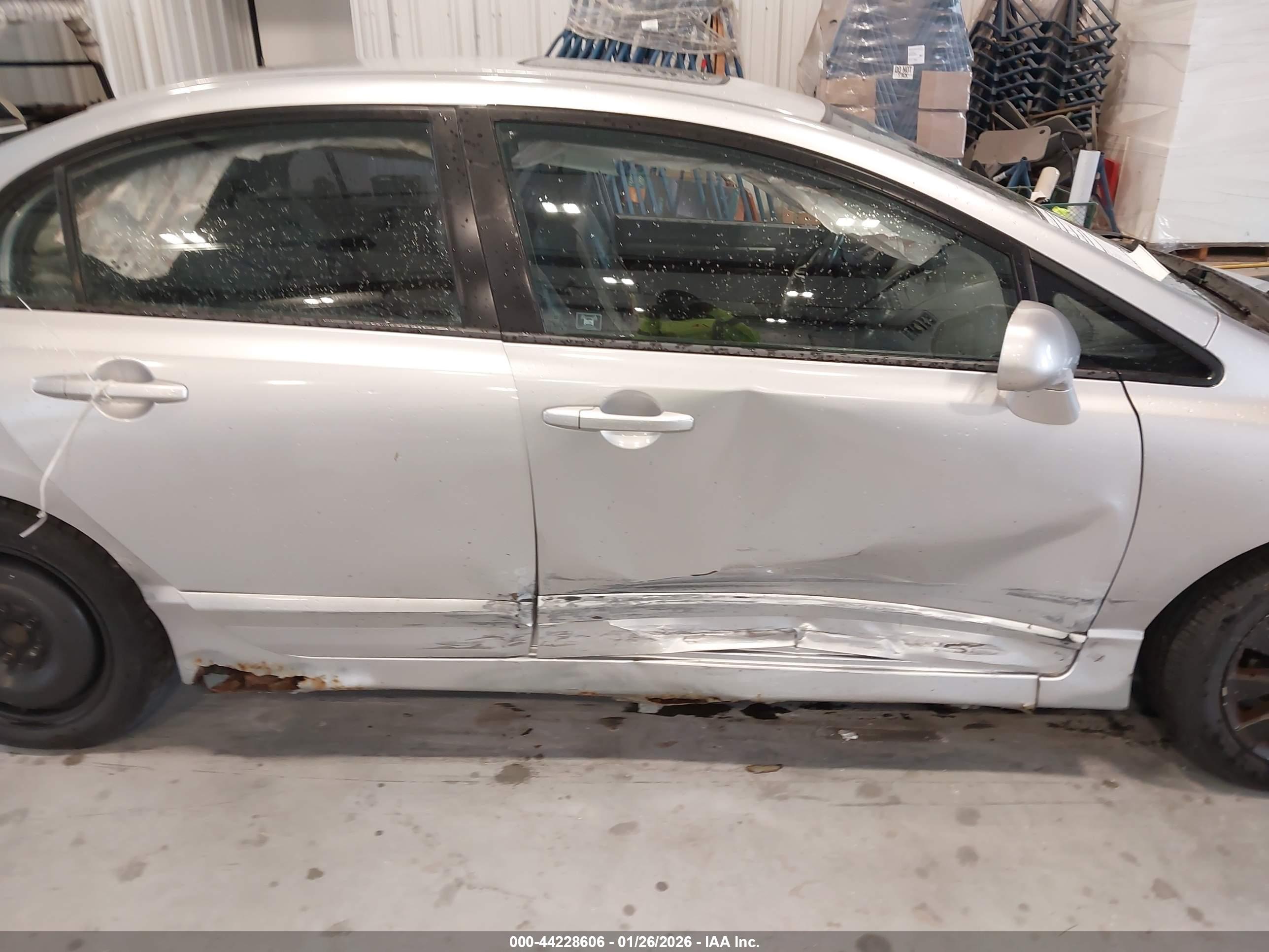 HONDA CIVIC image 6
