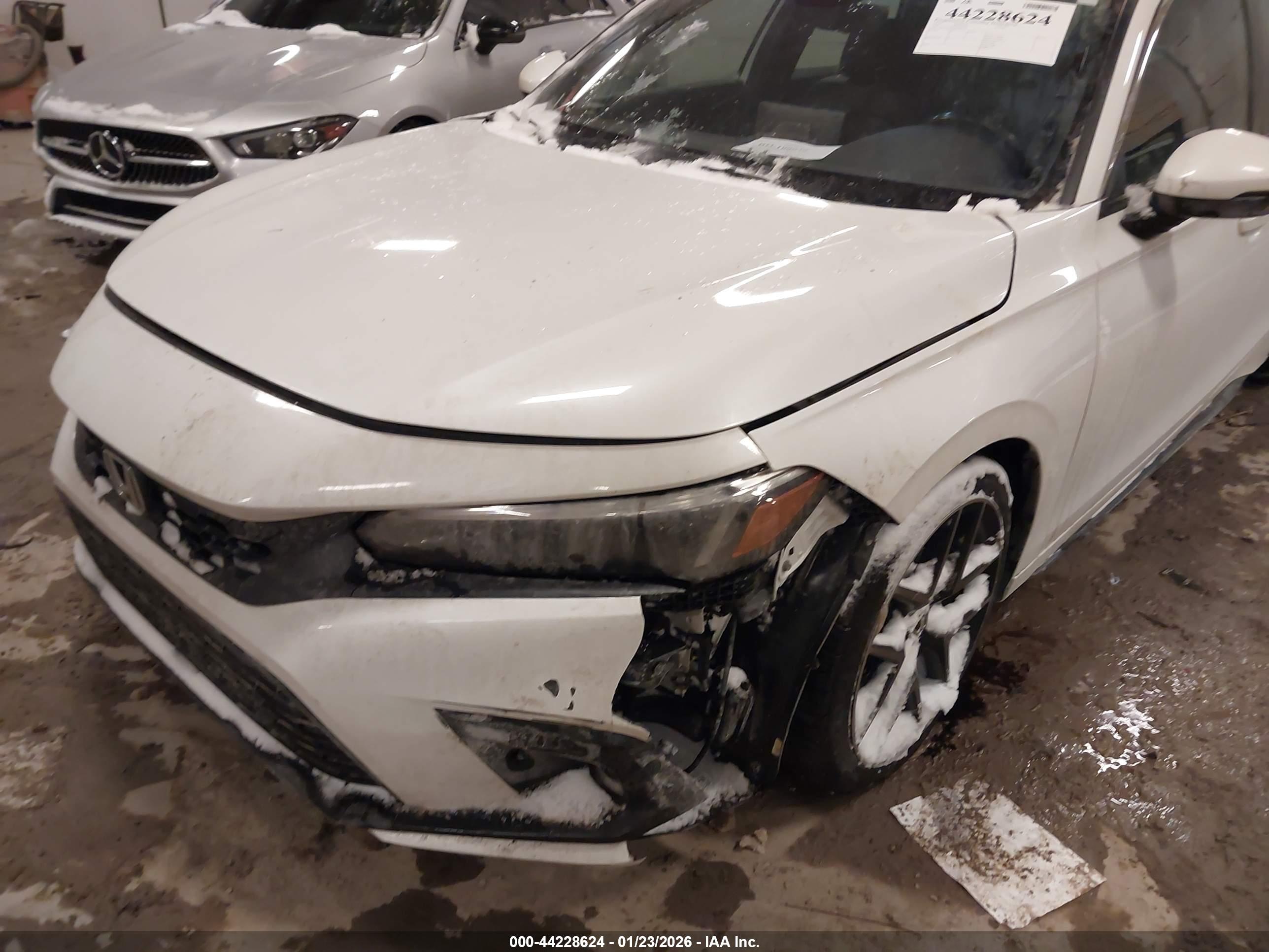 HONDA CIVIC image 6