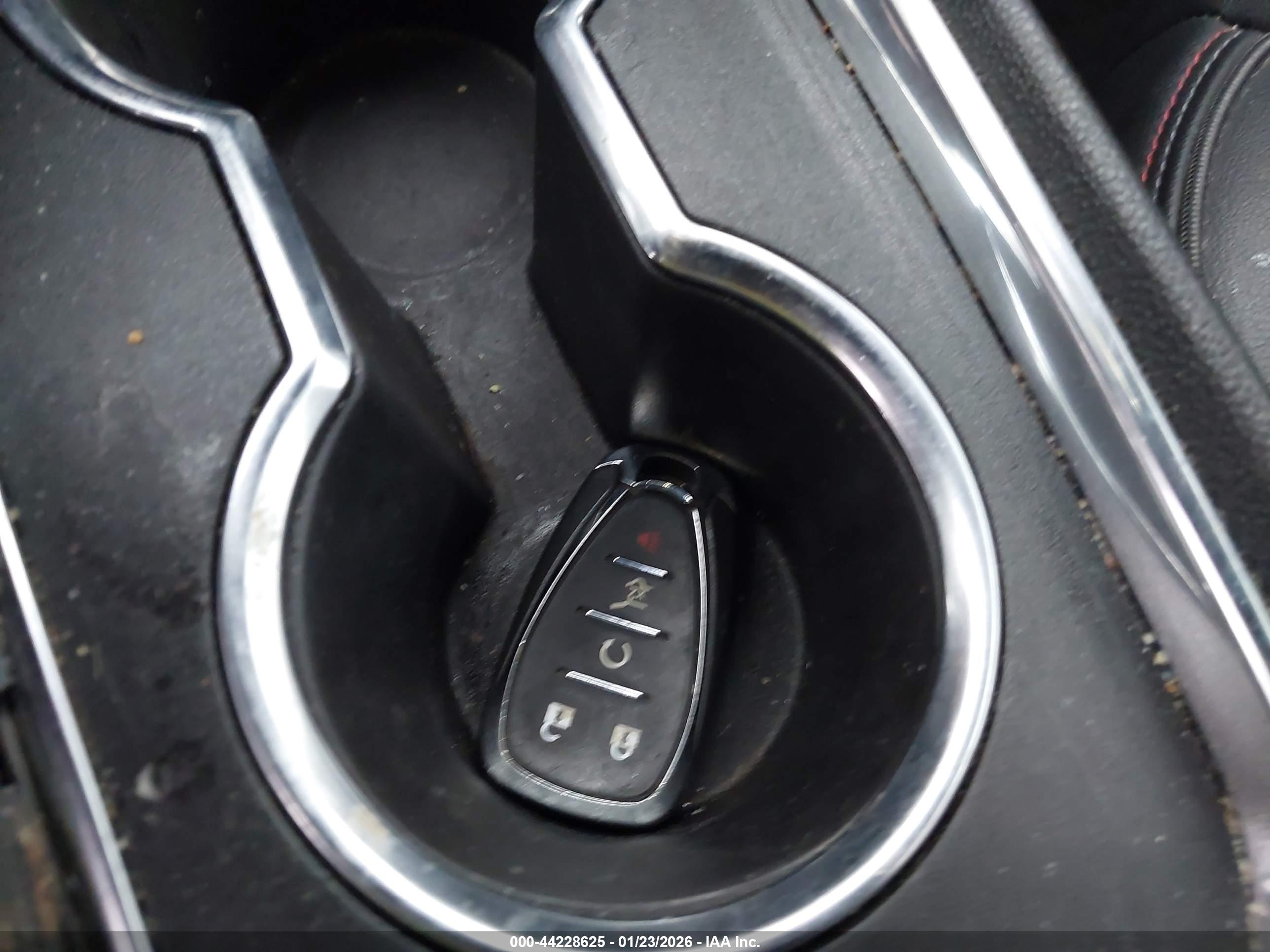 CHEVROLET TRAVERSE image 11