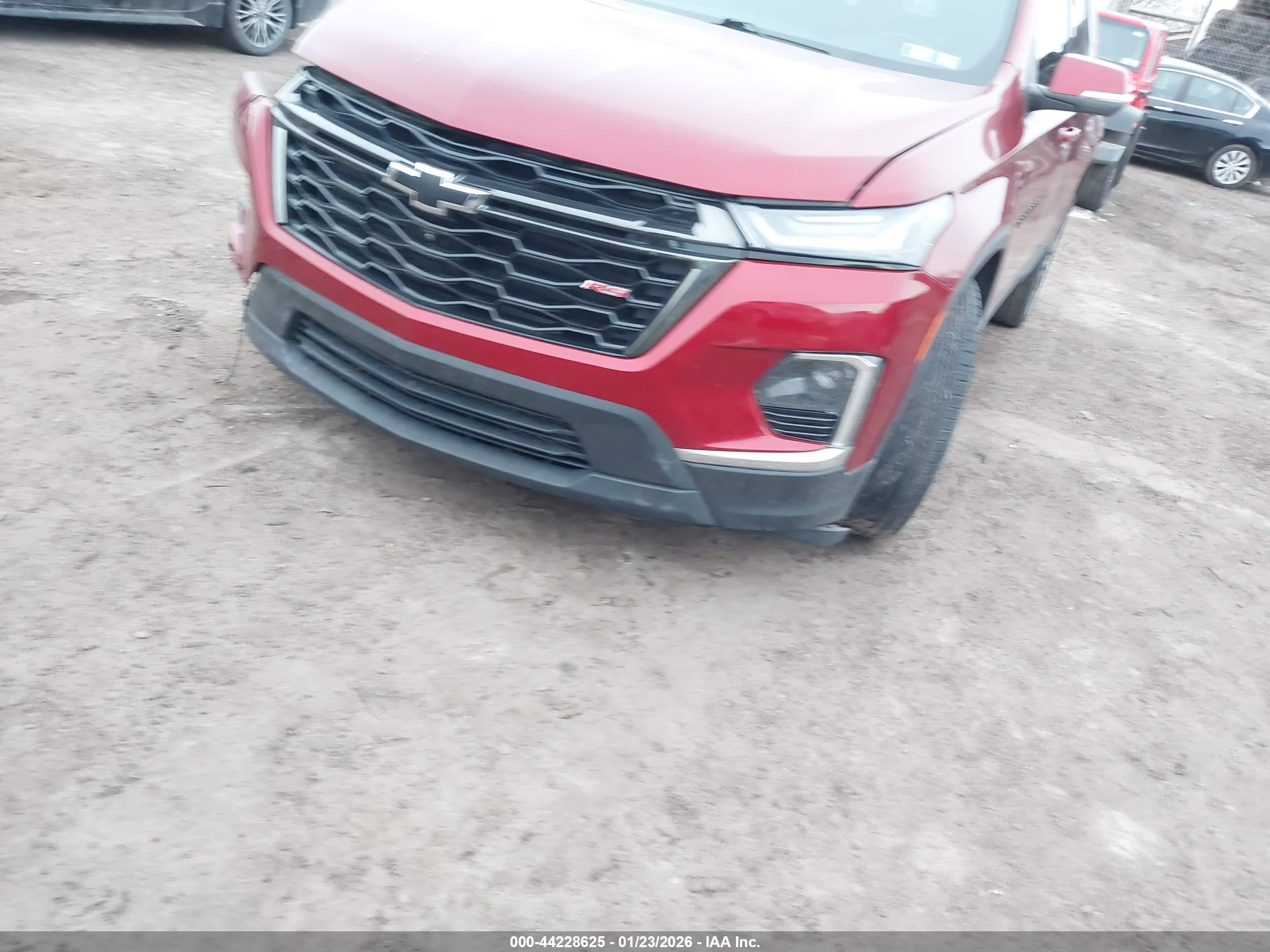 CHEVROLET TRAVERSE image 6