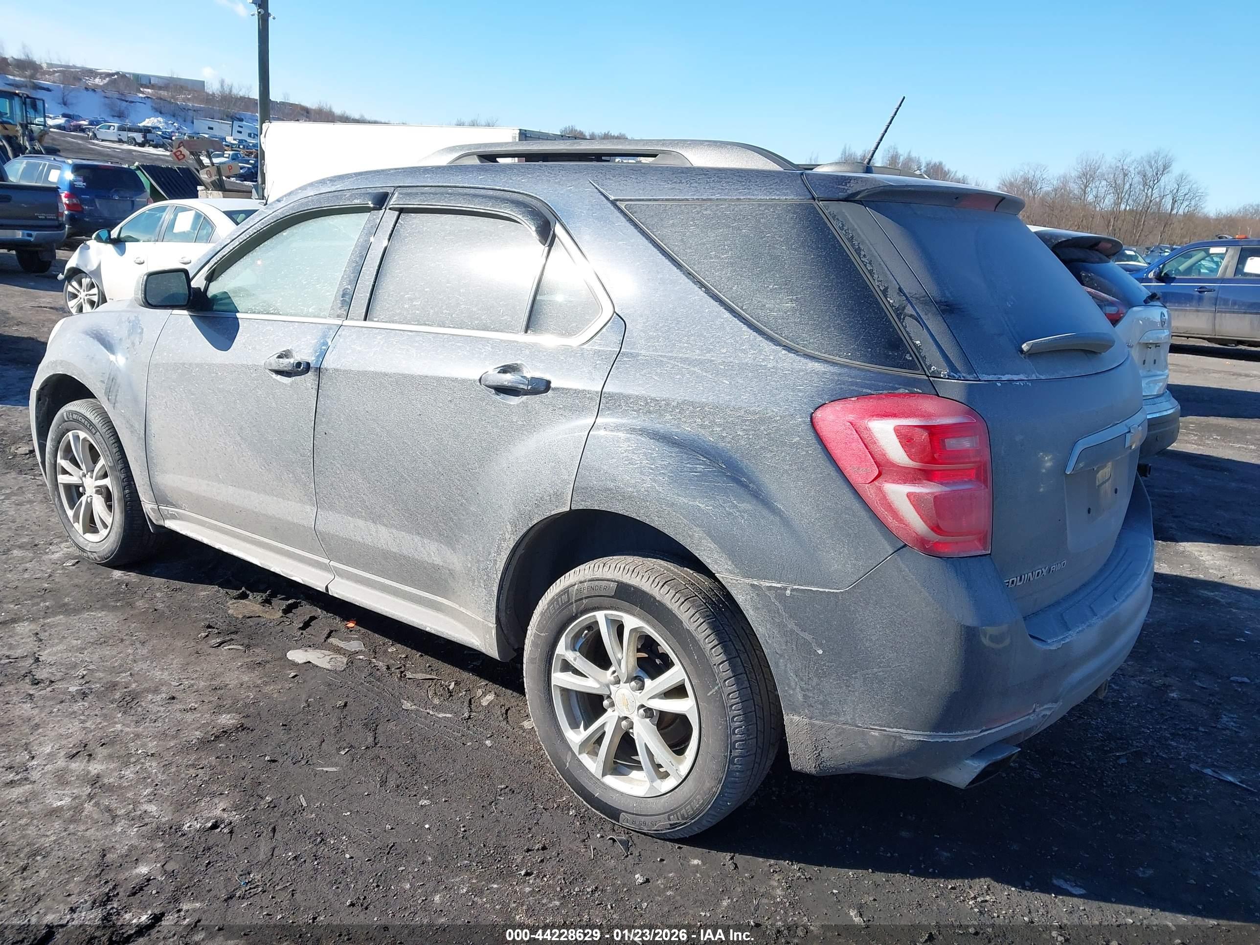 CHEVROLET EQUINOX image 3