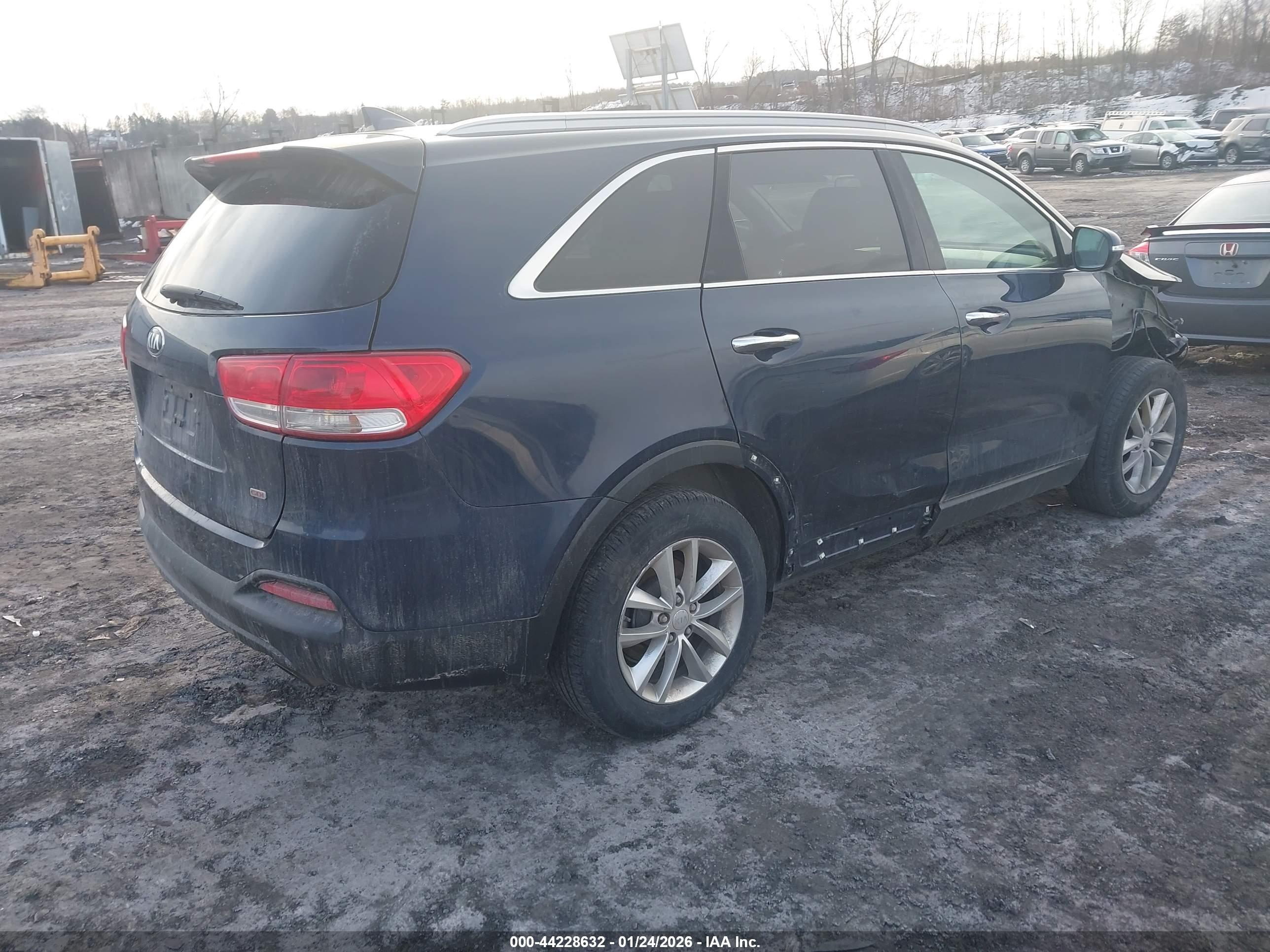 KIA SORENTO image 4