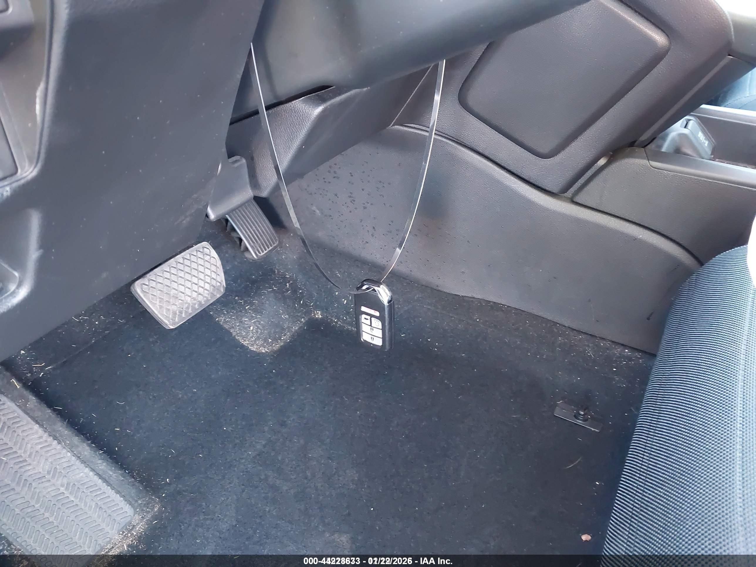 HONDA CR-V image 11