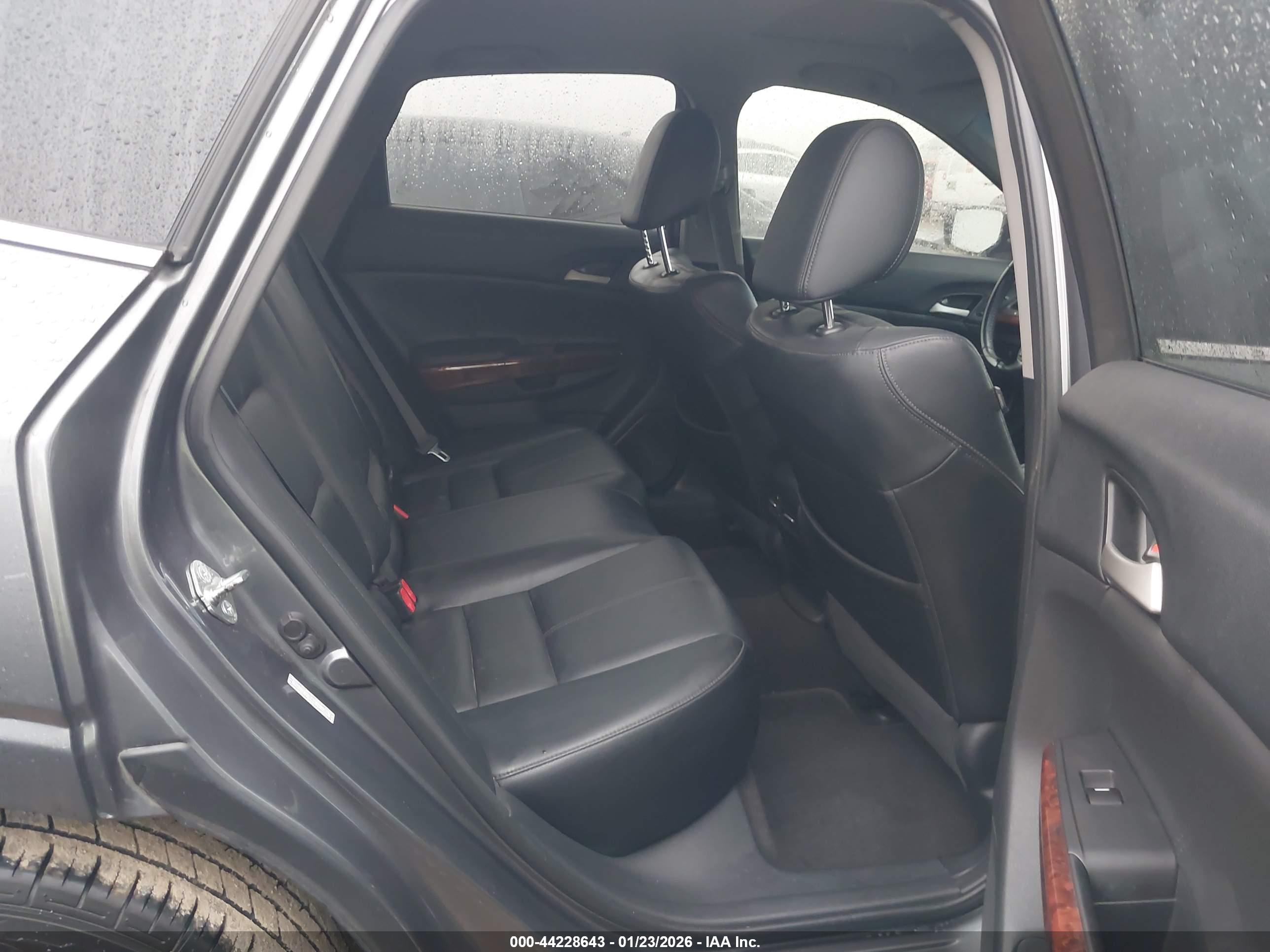 HONDA ACCORD image 8