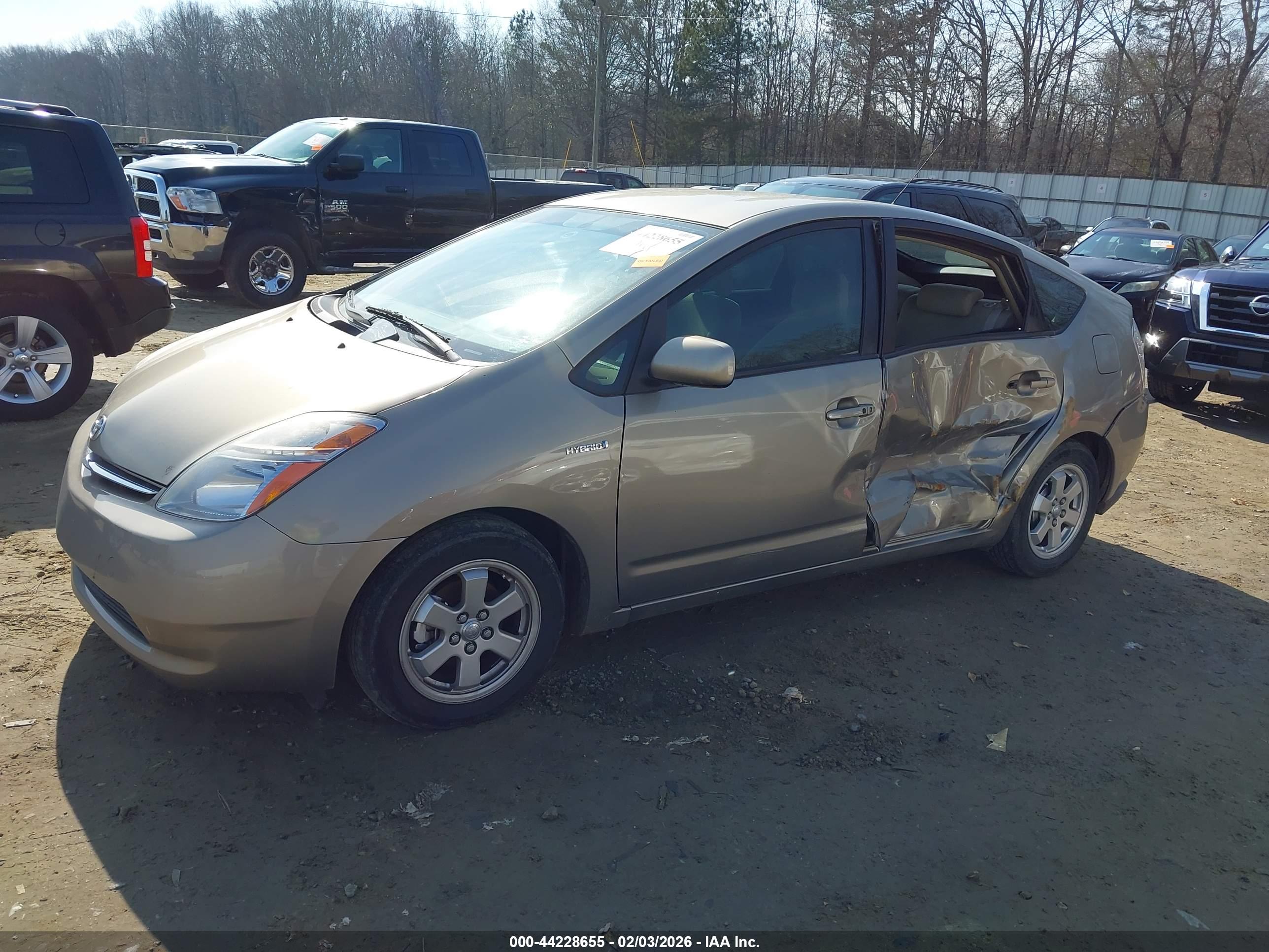TOYOTA PRIUS image 2