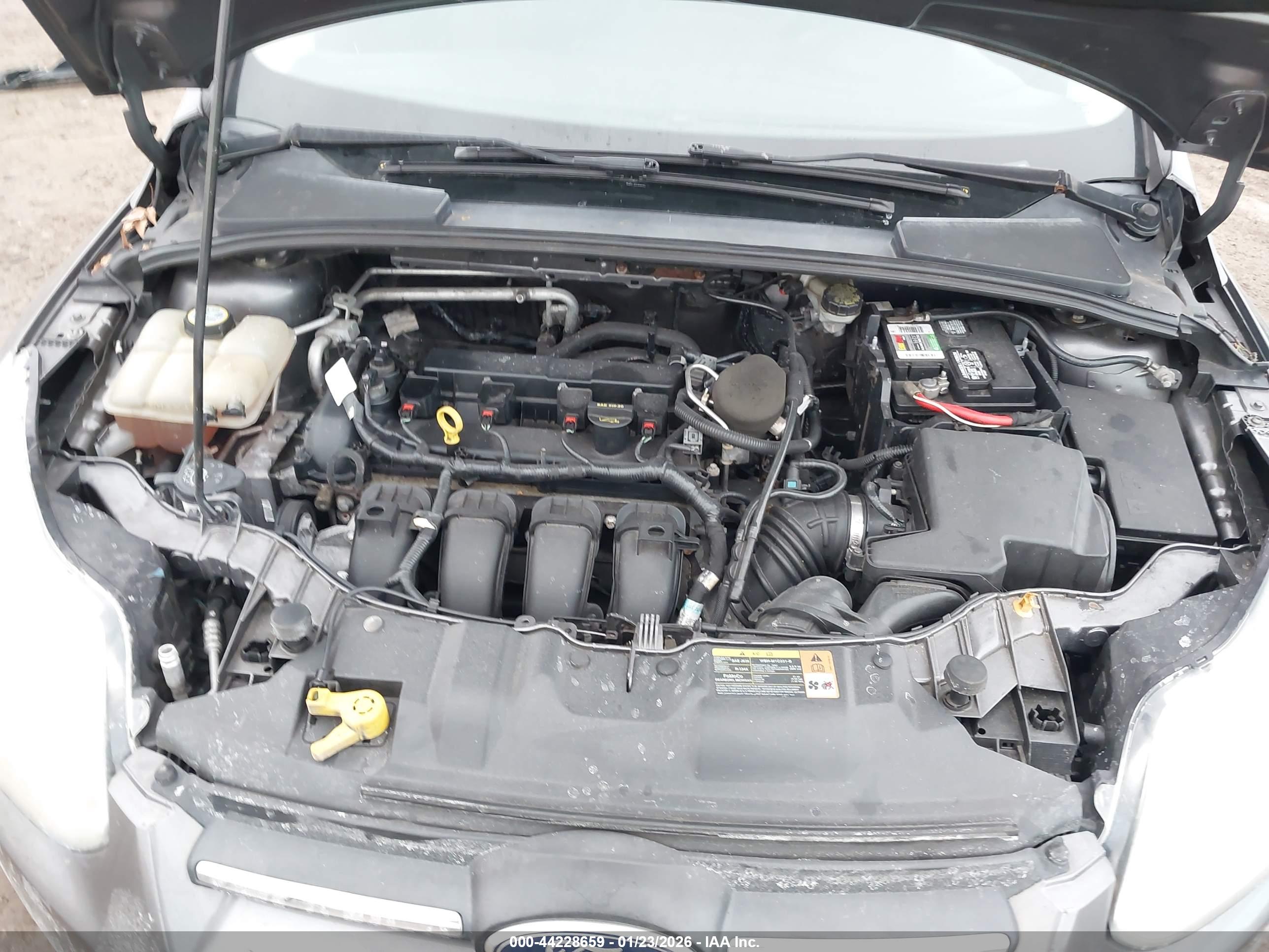 FORD FOCUS image 10