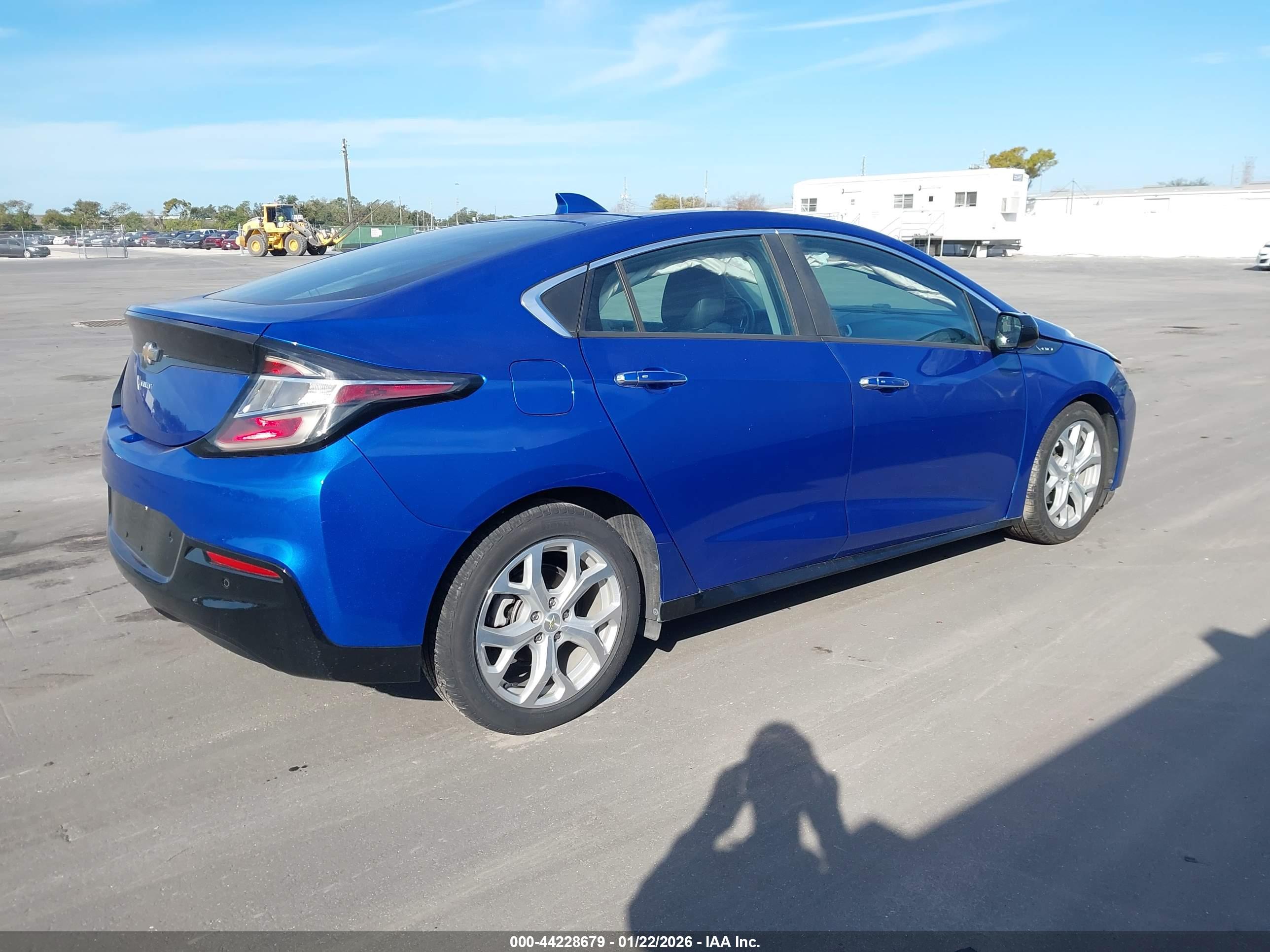 CHEVROLET VOLT image 4