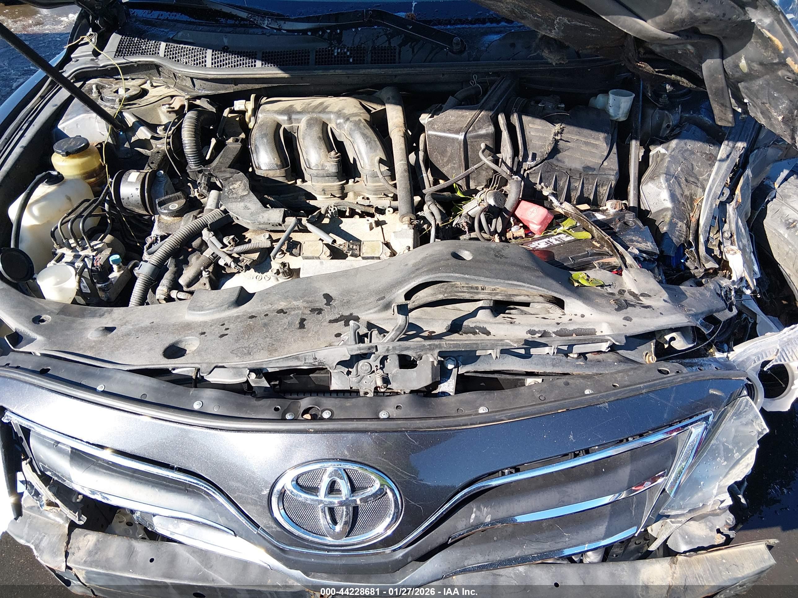 TOYOTA CAMRY image 10