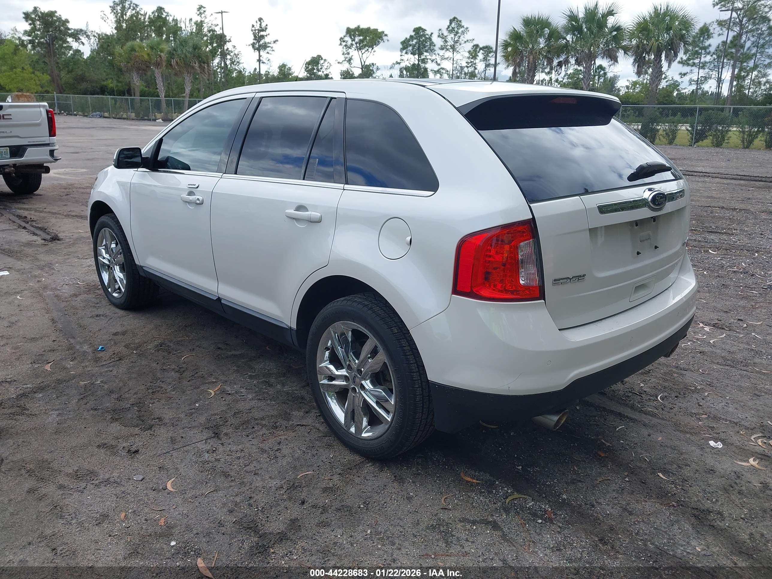 FORD EDGE image 3