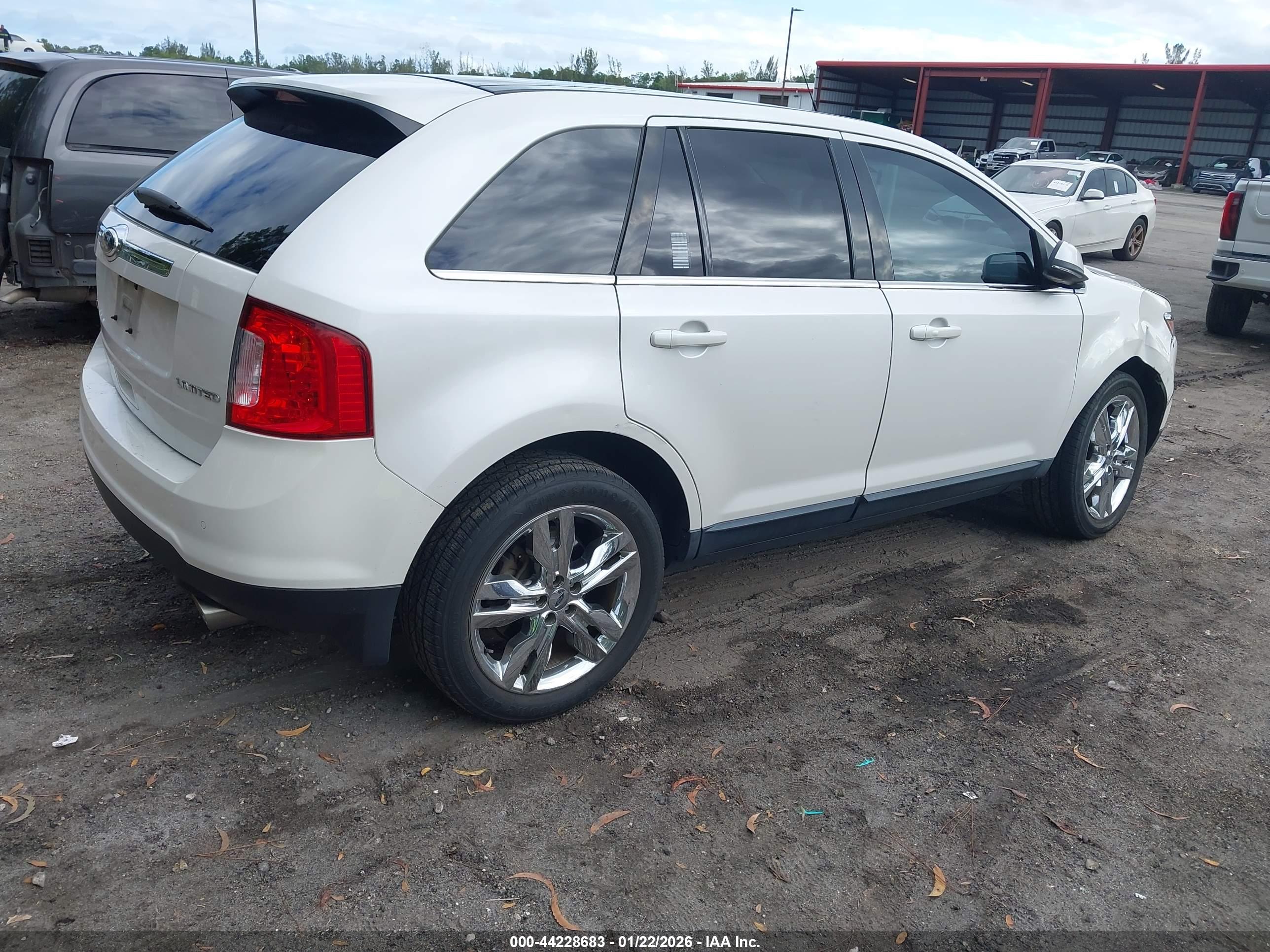 FORD EDGE image 4