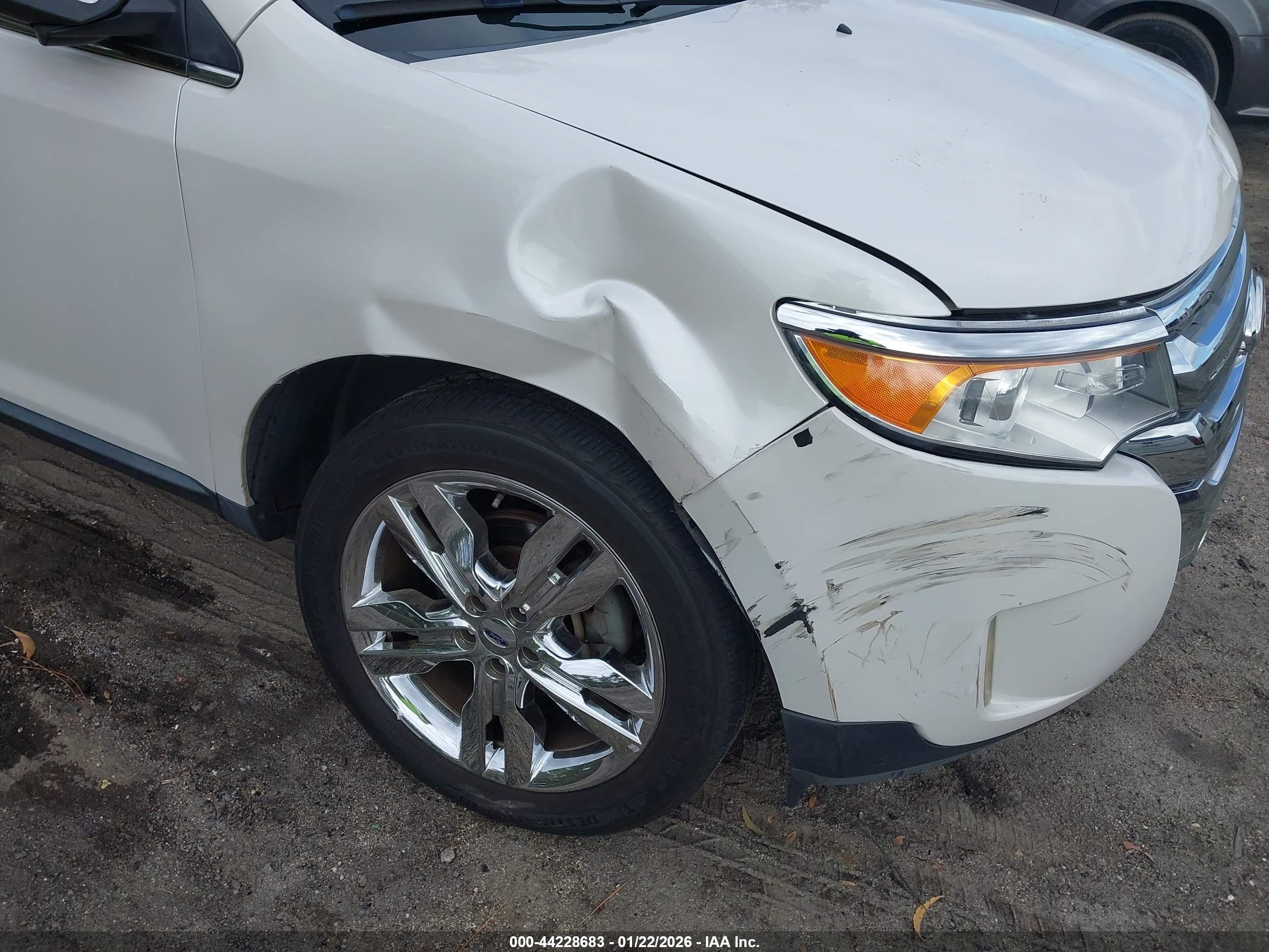 FORD EDGE image 6